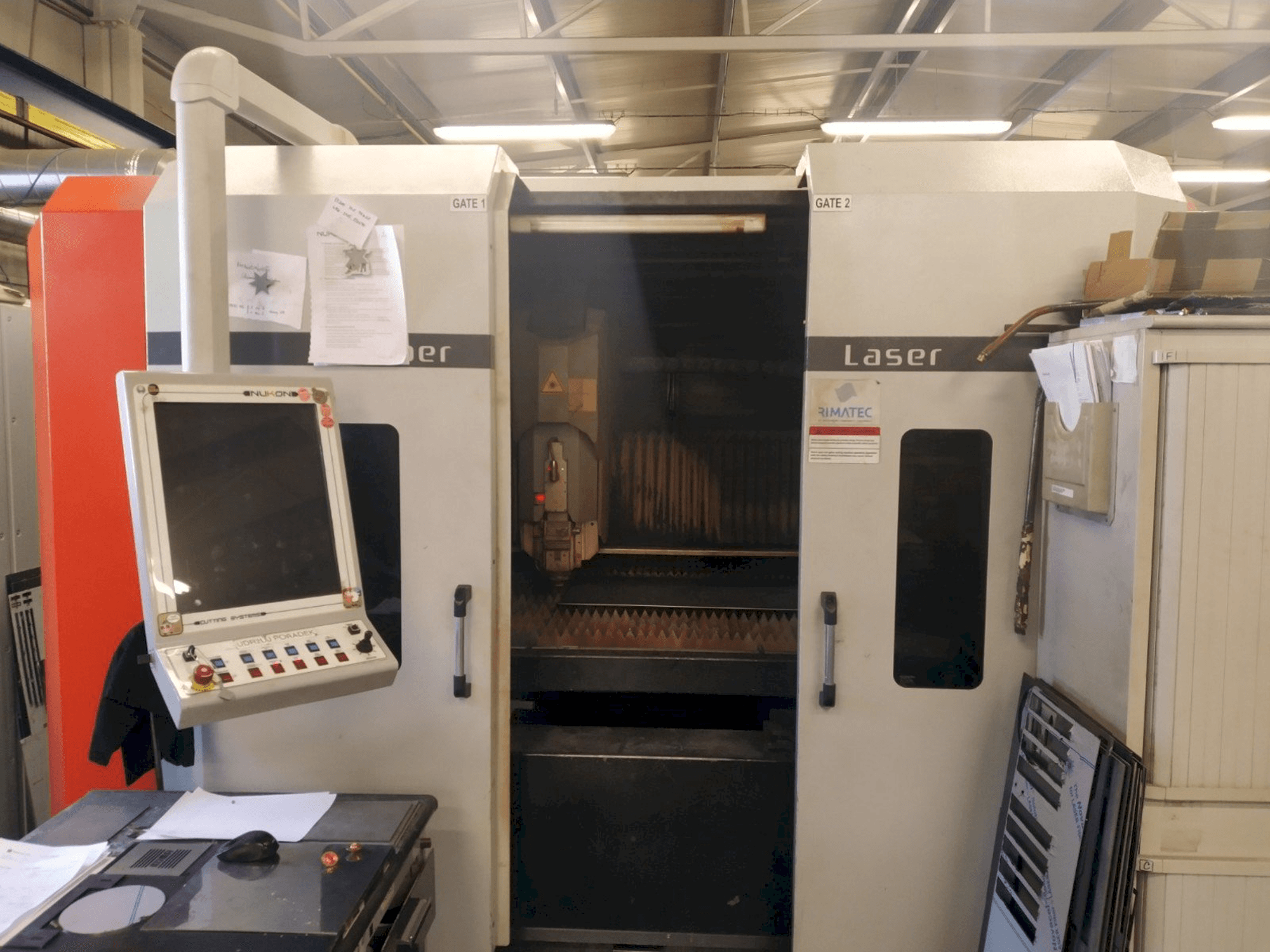 Vista frontal de la máquina NUKON NF PRO 315