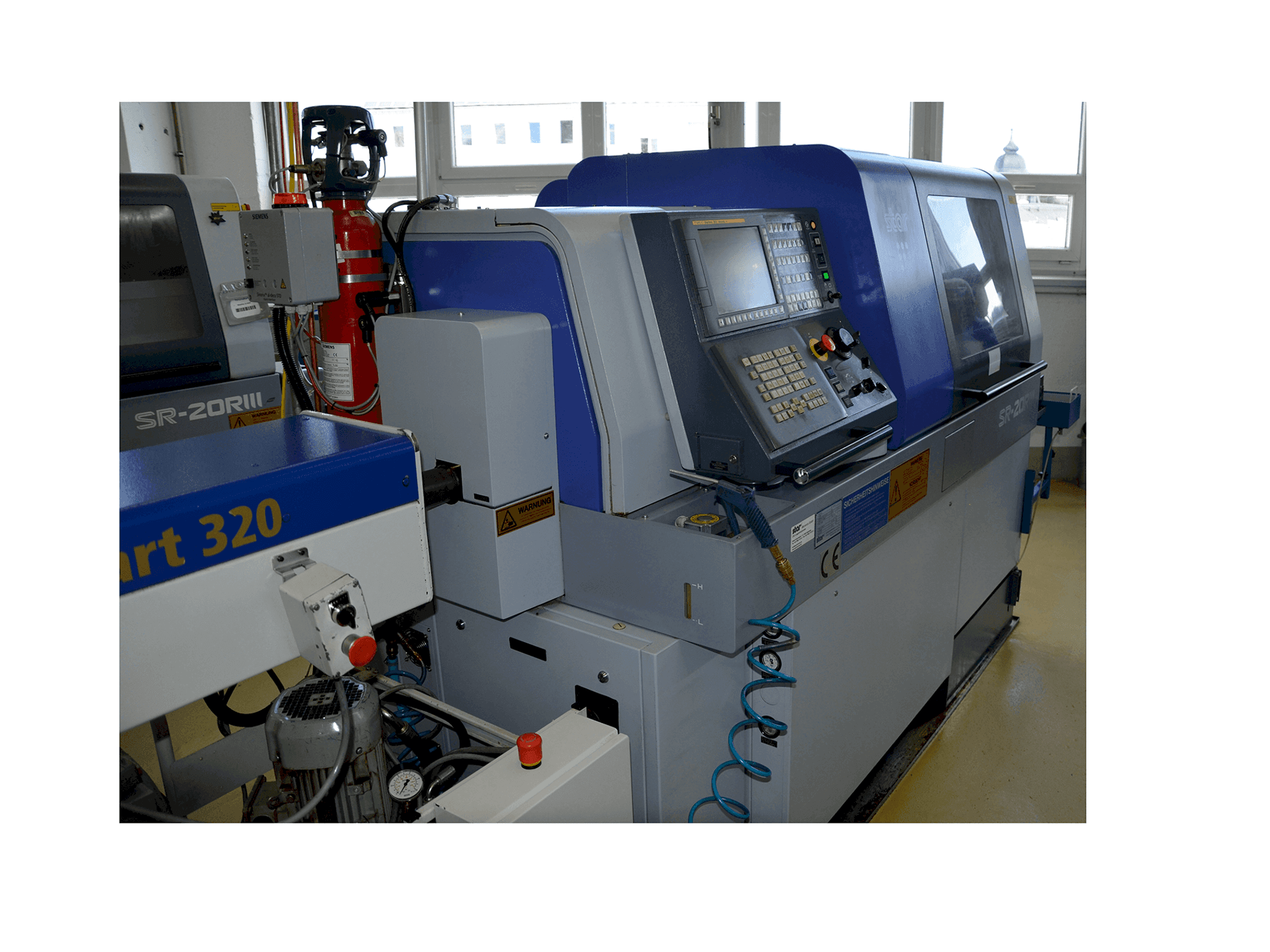 Vista frontal de la máquina Star SR-20 R III 680