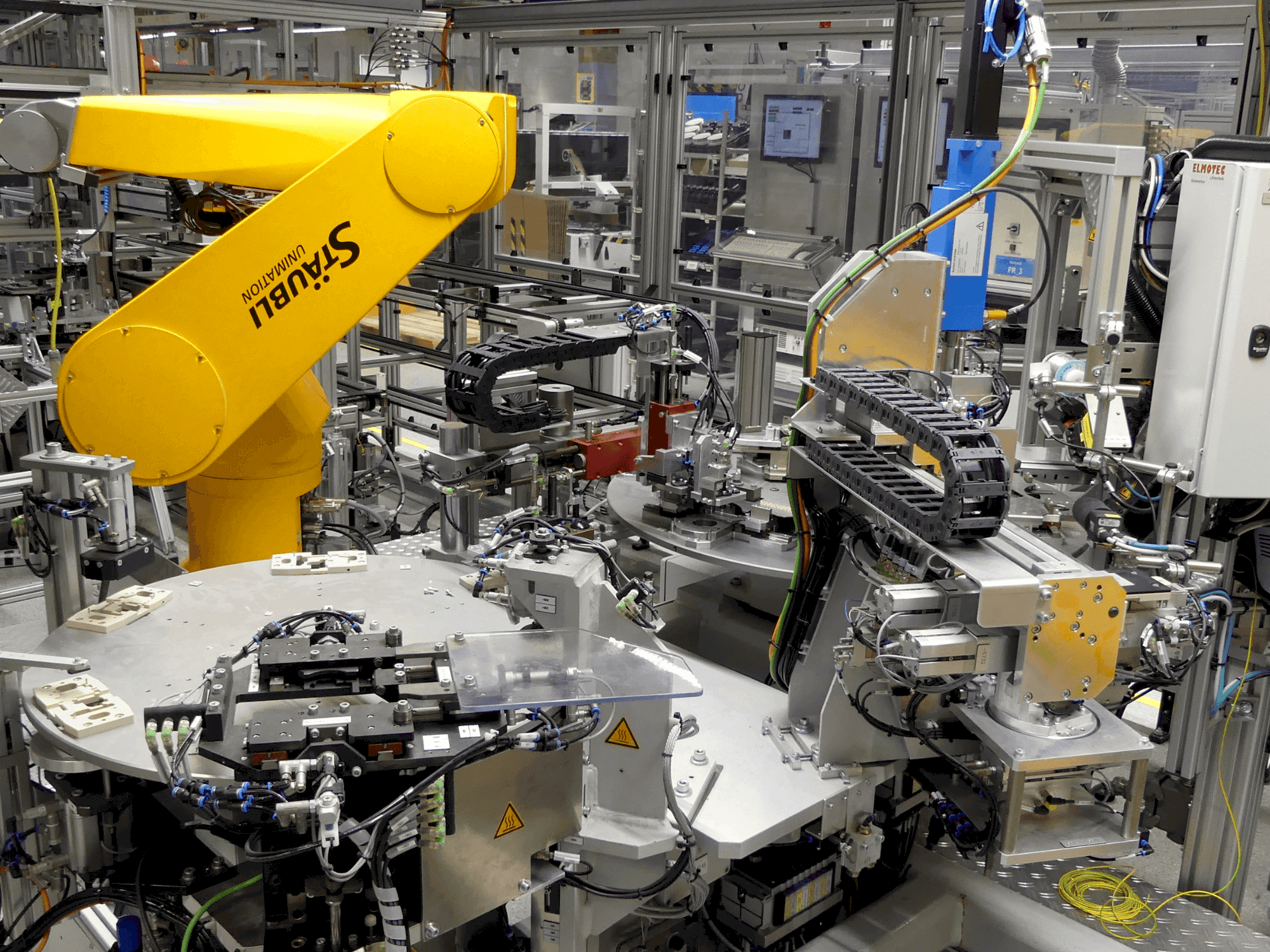 Vista frontal de la máquina ELMOTEC 16479