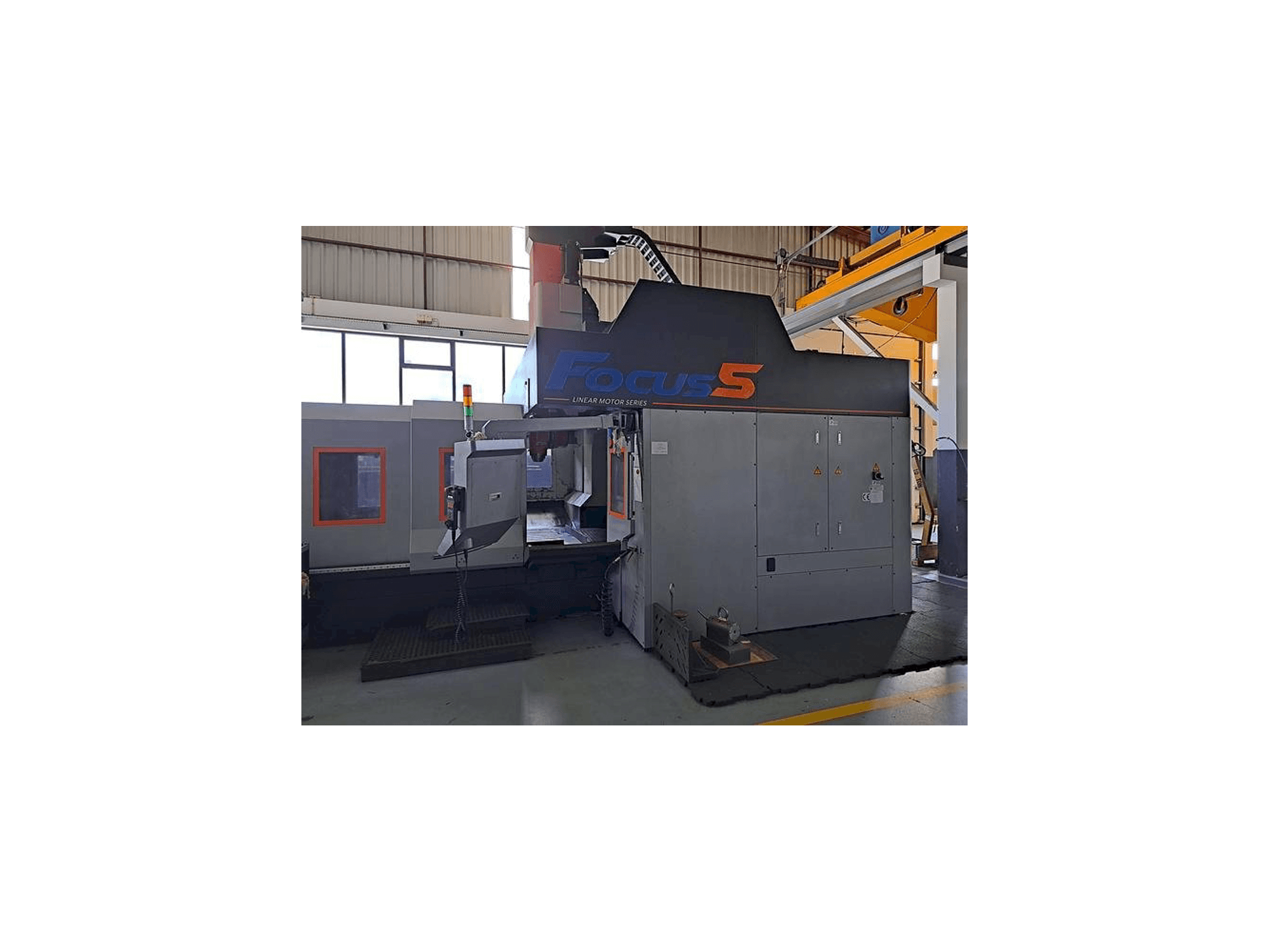 Vista frontal de la máquina KEN Focus5 2022