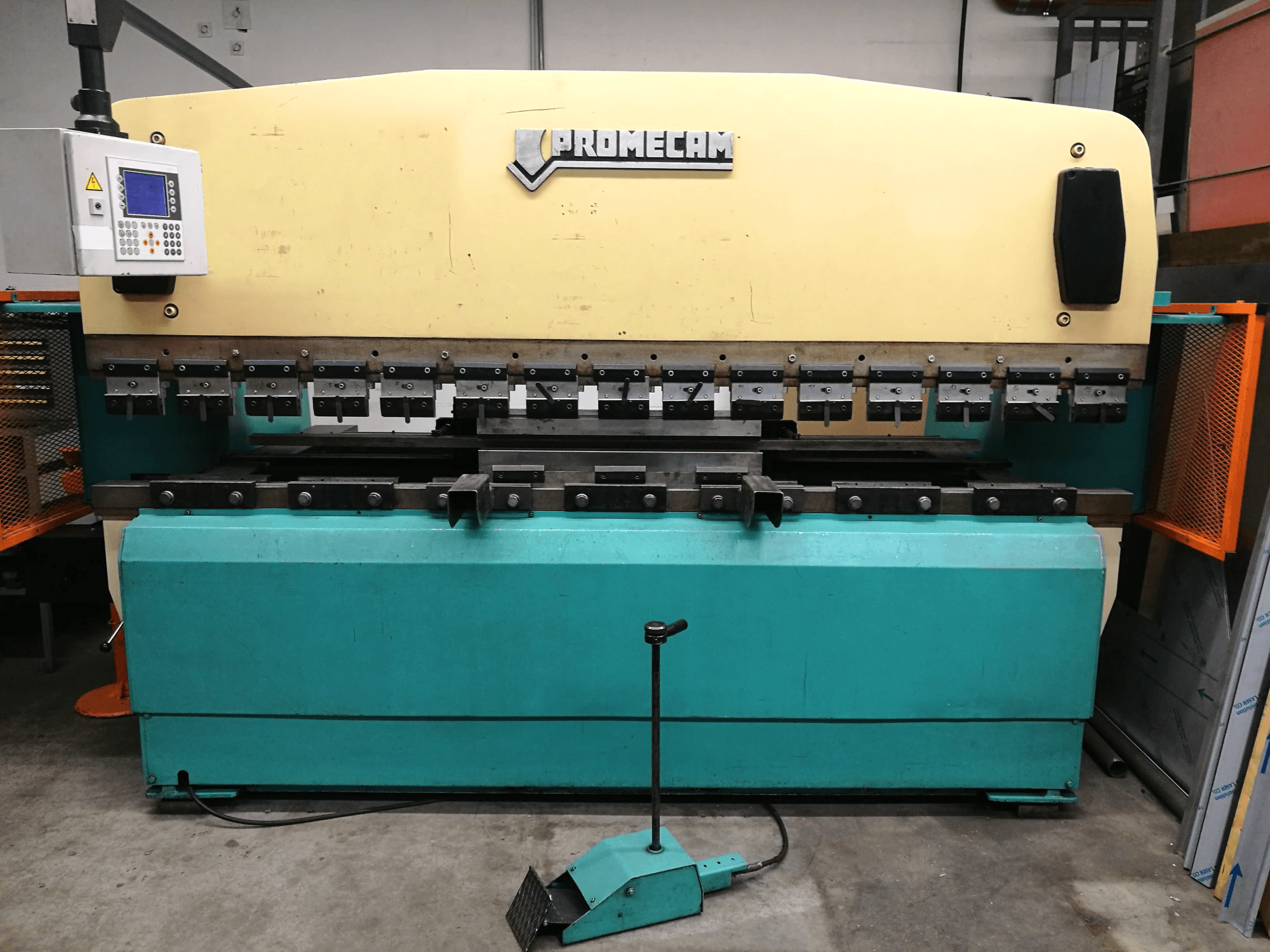 Front view of PROMECAM RG-103 Machine