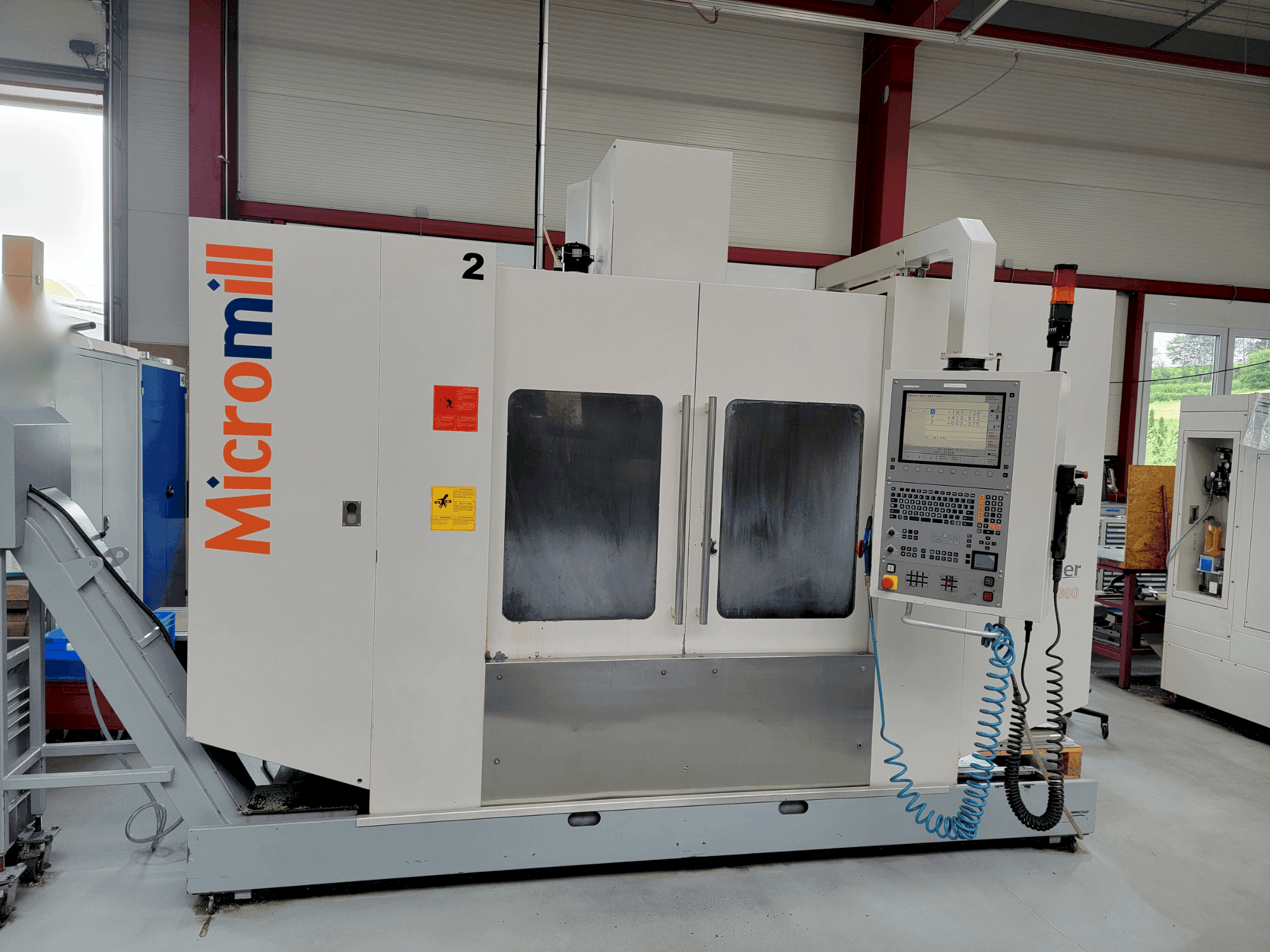 Front view of BUFFALO Micromill VMC 1300 machine