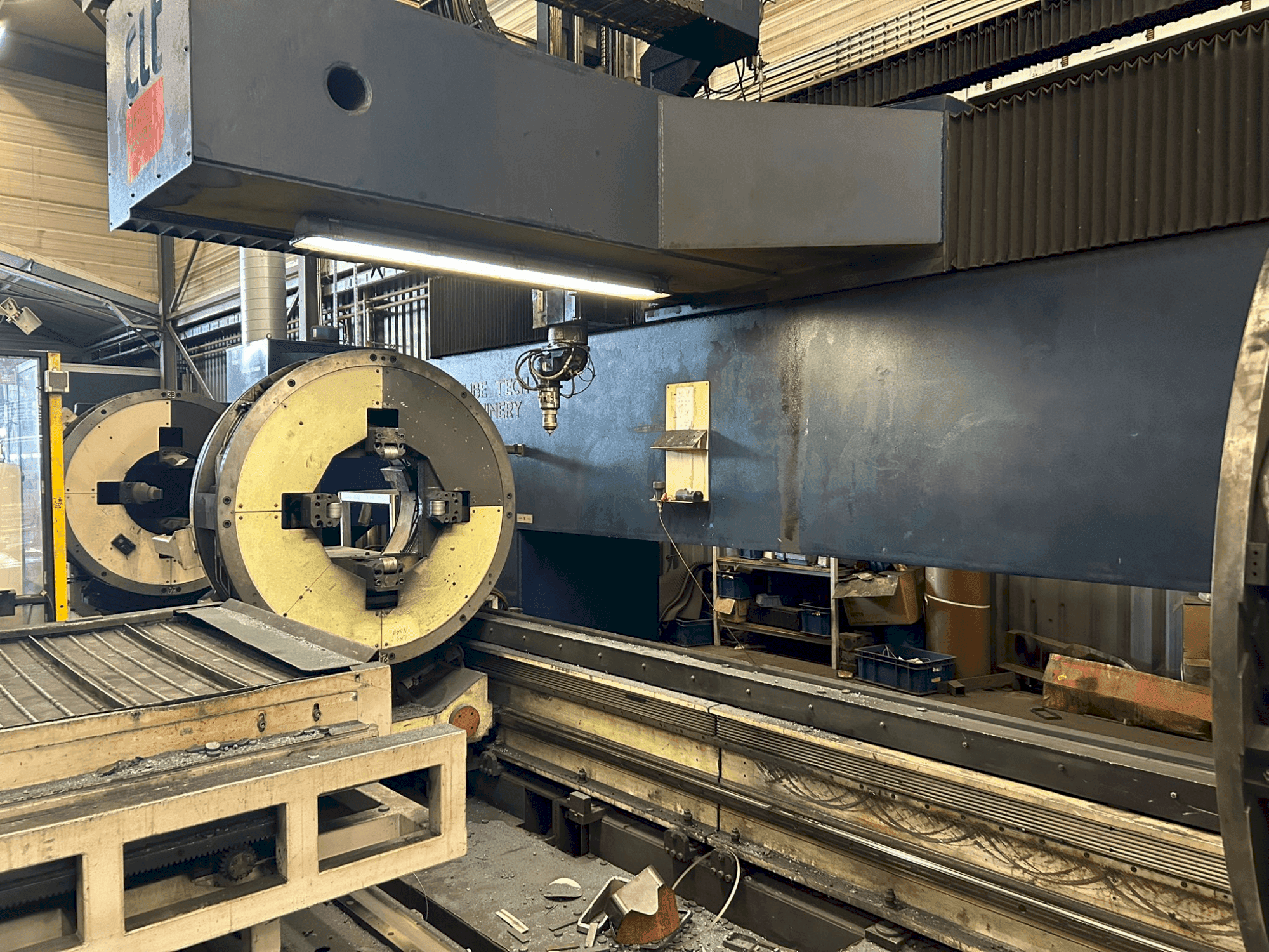 Front view of TTM FL 600 3D machine