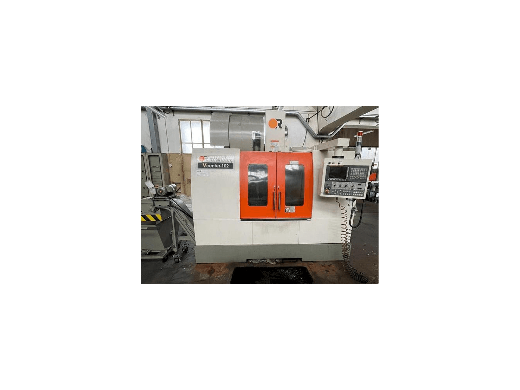 Front view of Victor VCENTER 102 machine