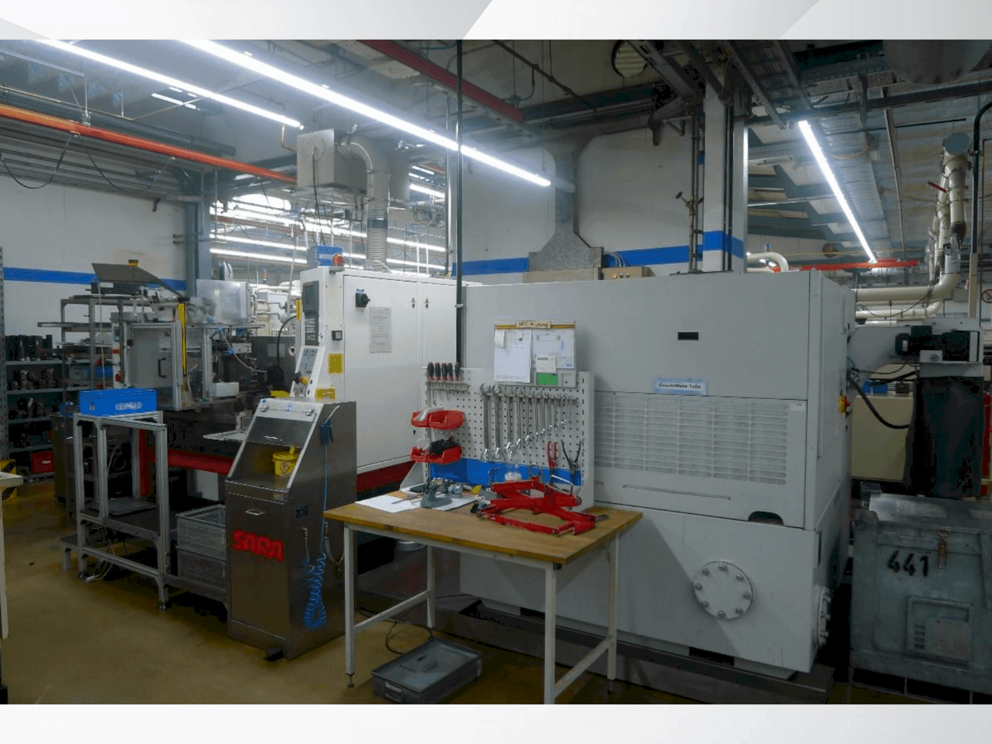 Vista lateral der TSCHUDIN ecoLine 400 Maschine