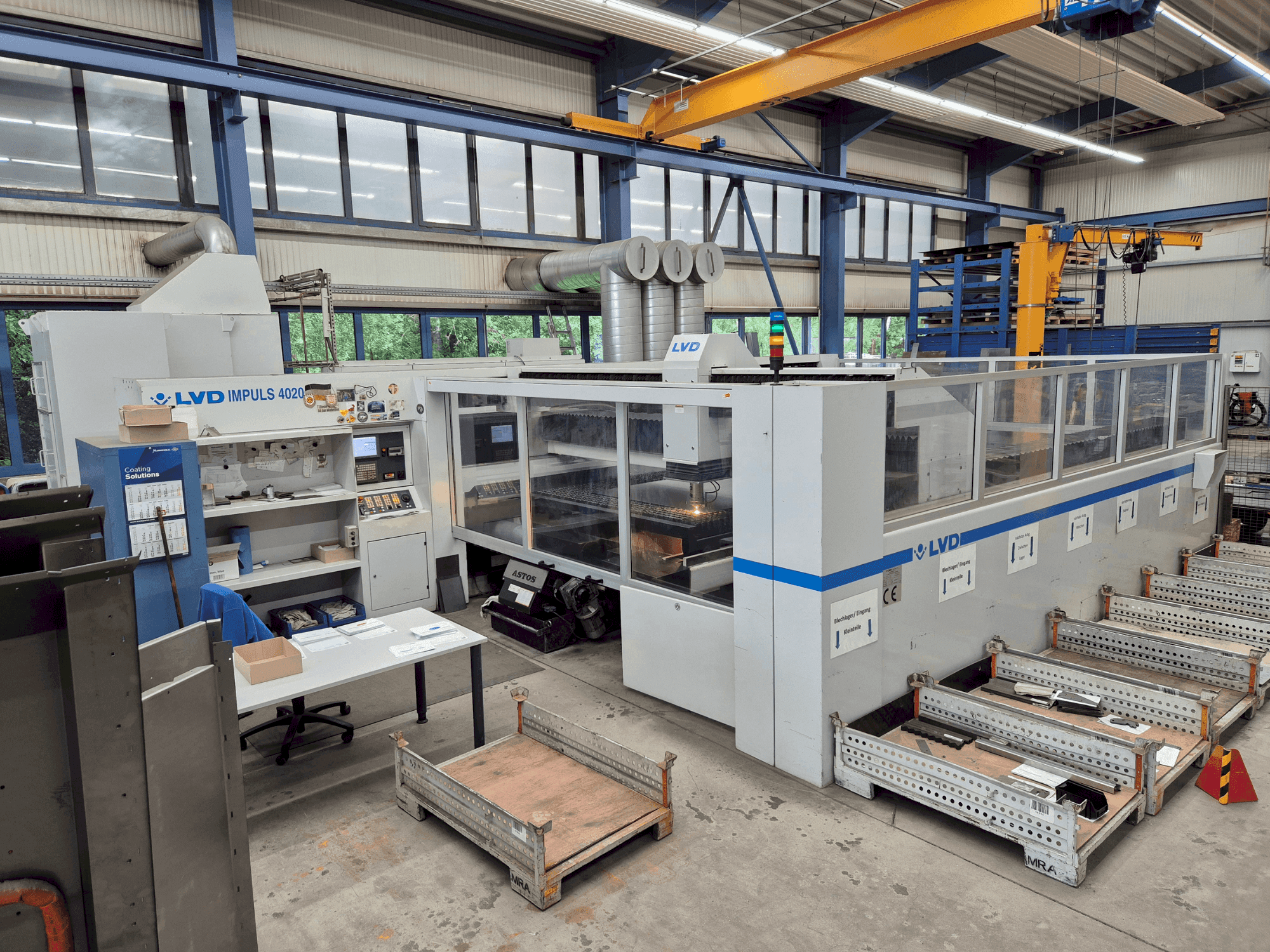 Vista frontal de la máquina LVD Impuls 4020