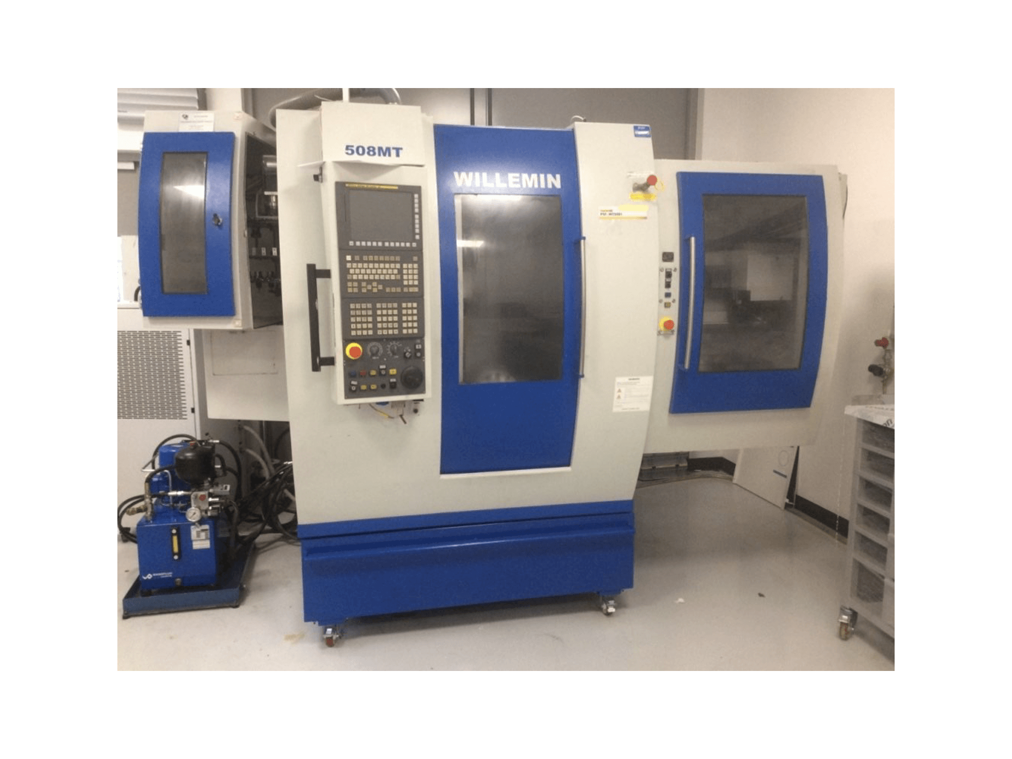 Vista frontal de la máquina Willemin W 508MT