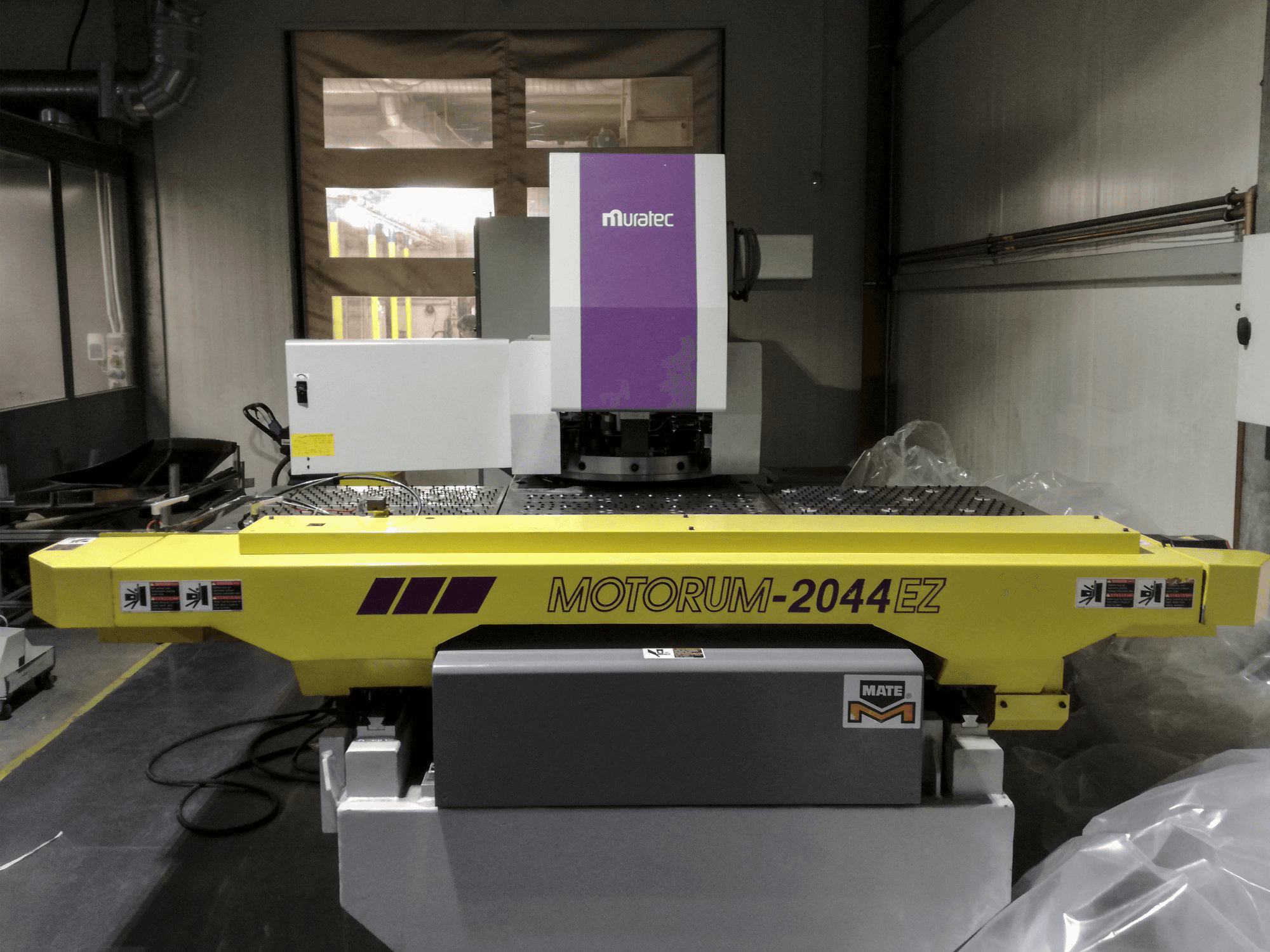 Front view of Murata Wiedemann M-2044 EZ Machine