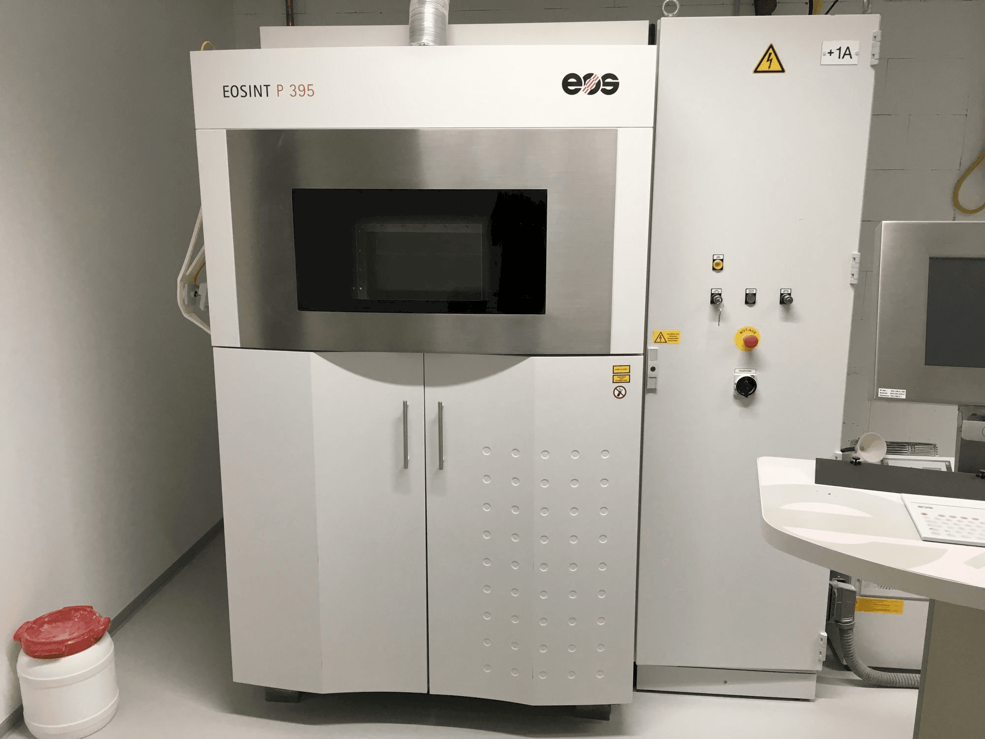 Front view of EOS EOSINT P 395 machine