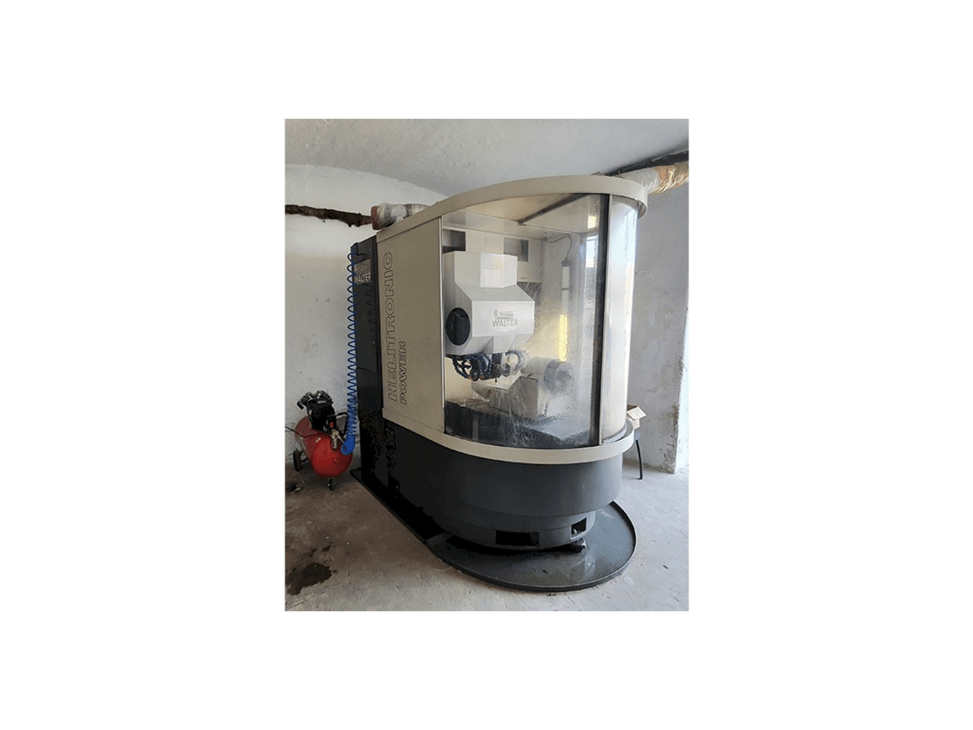 Vista frontal de la máquina Walter Helitronic Power