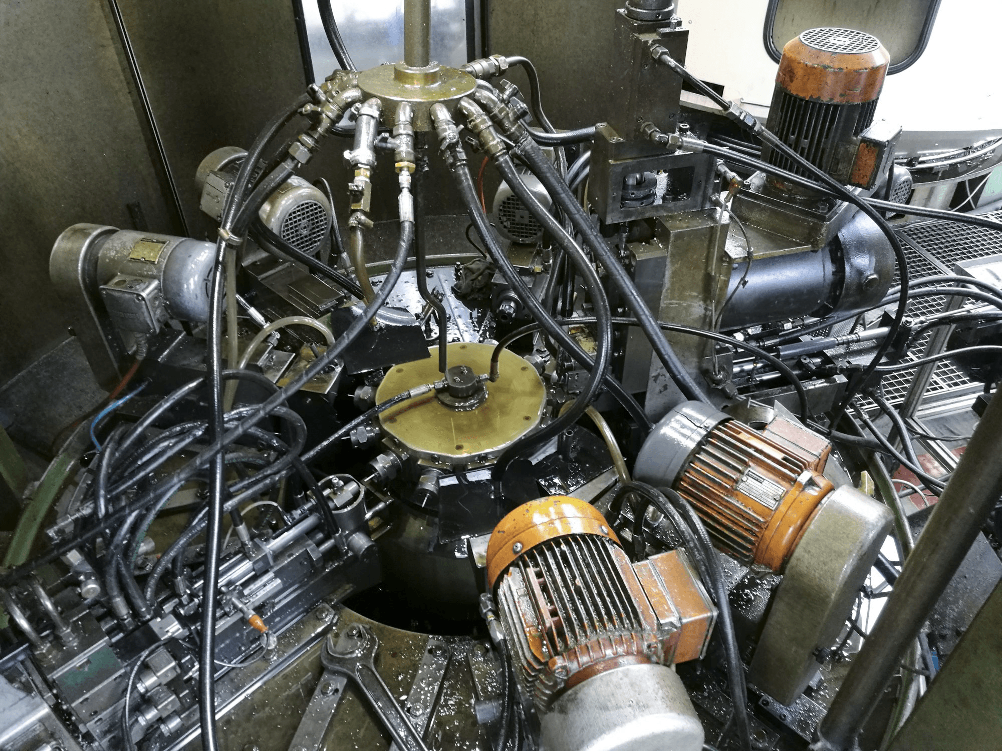 Detalle 1 de la máquina RIS-INGOLD Rismatic 151G-12