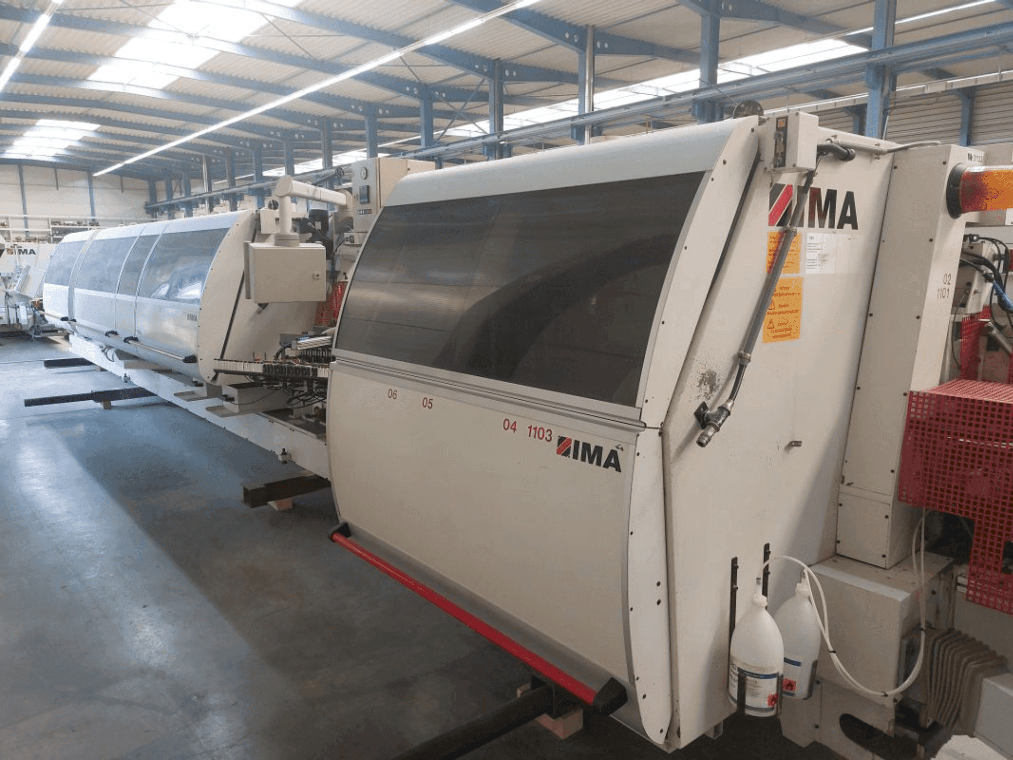 Vista frontal de la máquina WEHRMANN COMBIMA