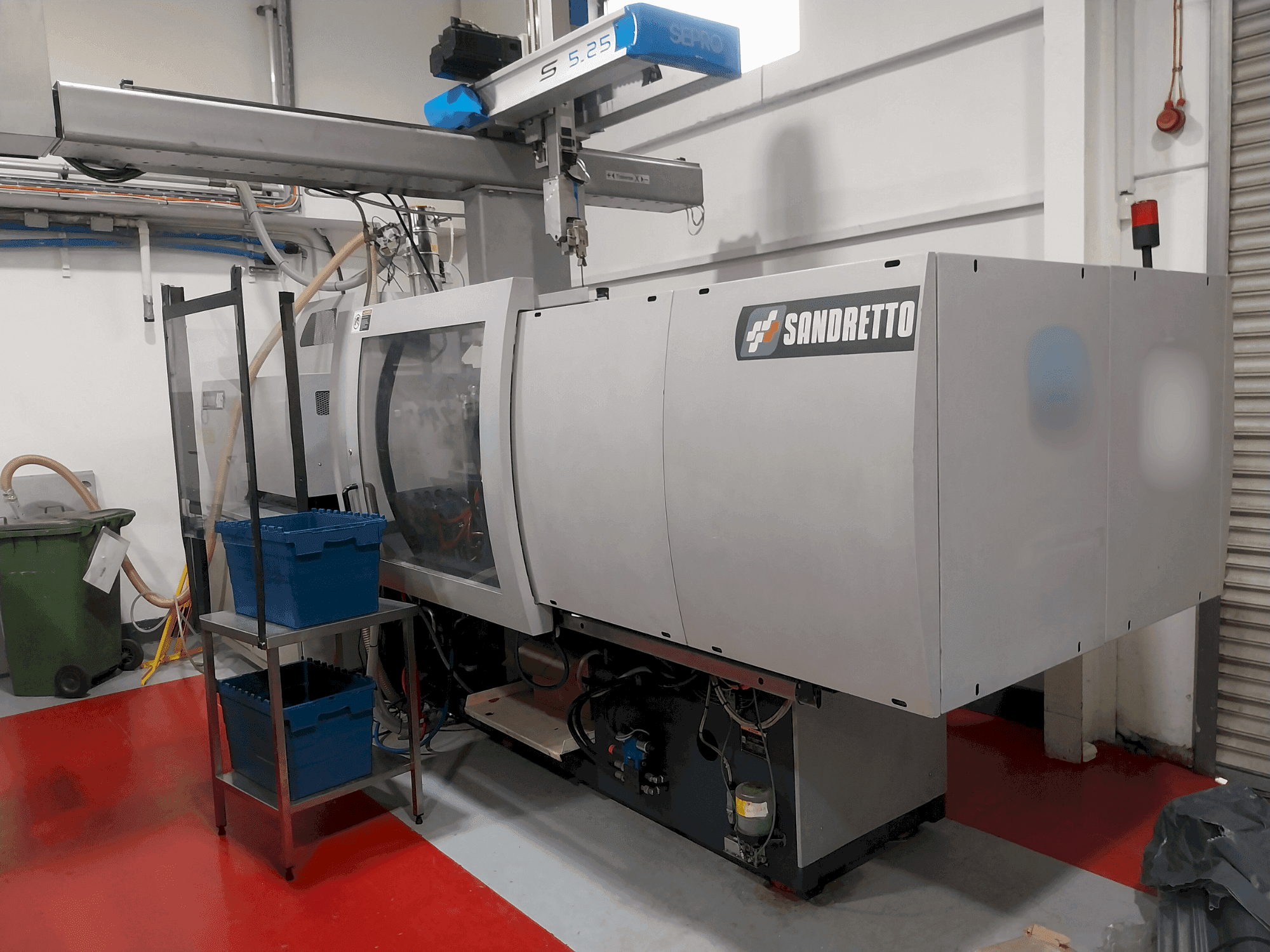 Vista frontal de la máquina SANDRETTO EL 150/485