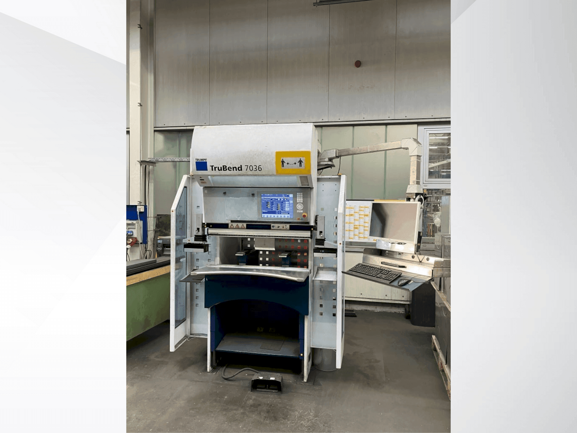 Front view of TRUMPF TruBend 7036 machine