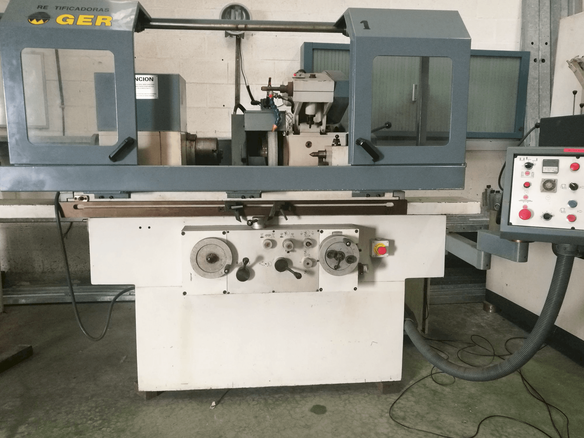 Vista frontal de la máquina GER C/600
