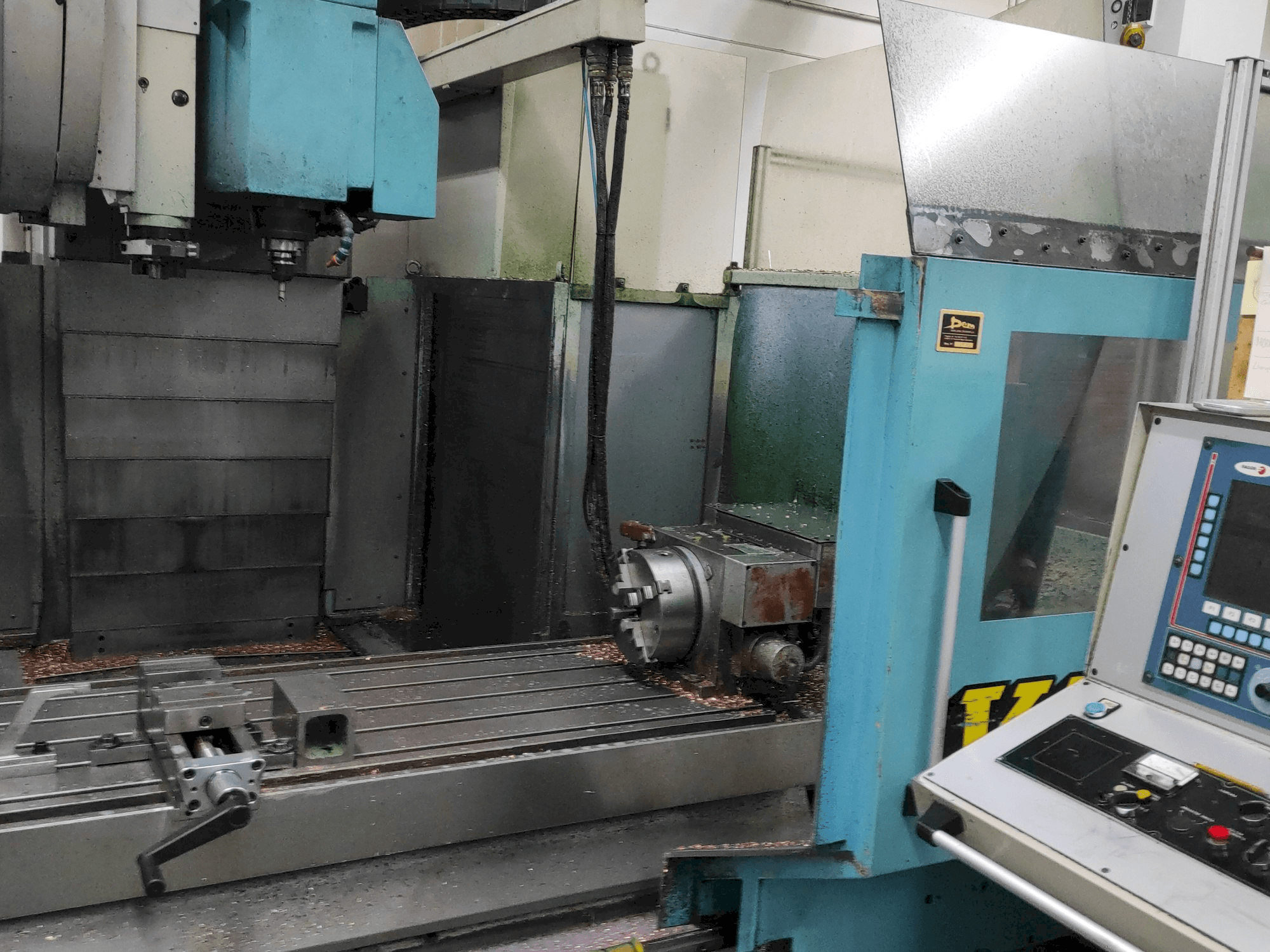 Vista frontal de la máquina ANAYAK V-1800