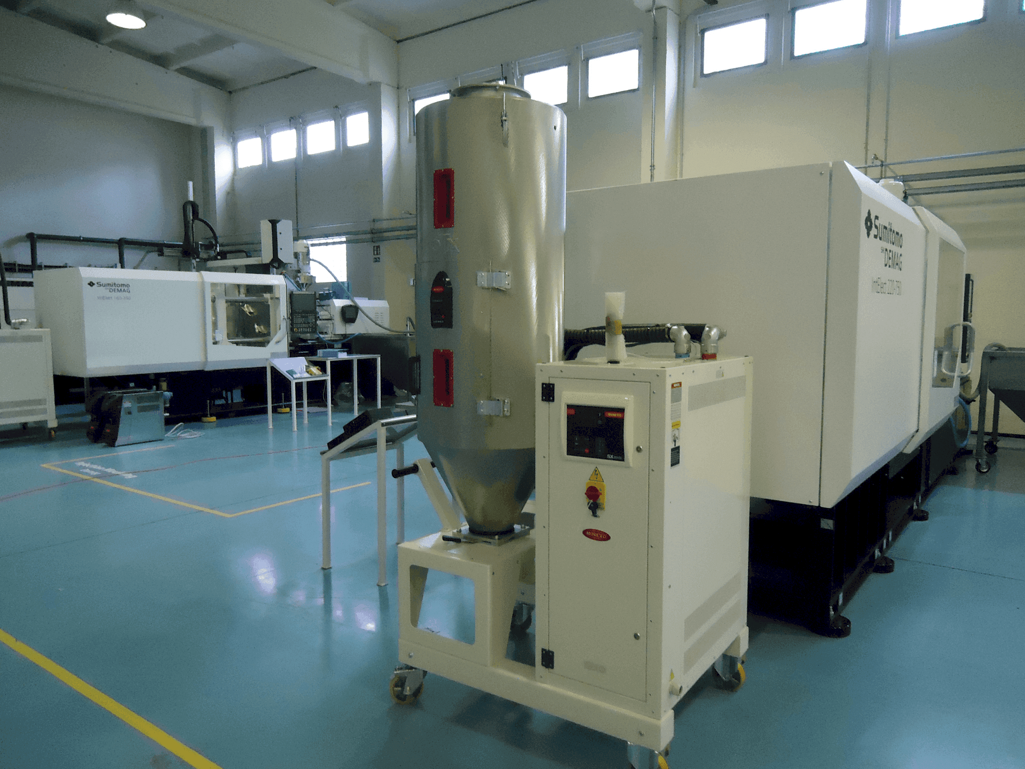 Vista frontal de la máquina SUMITOMO SHI DEMAG IntElect 220/610-750 smart