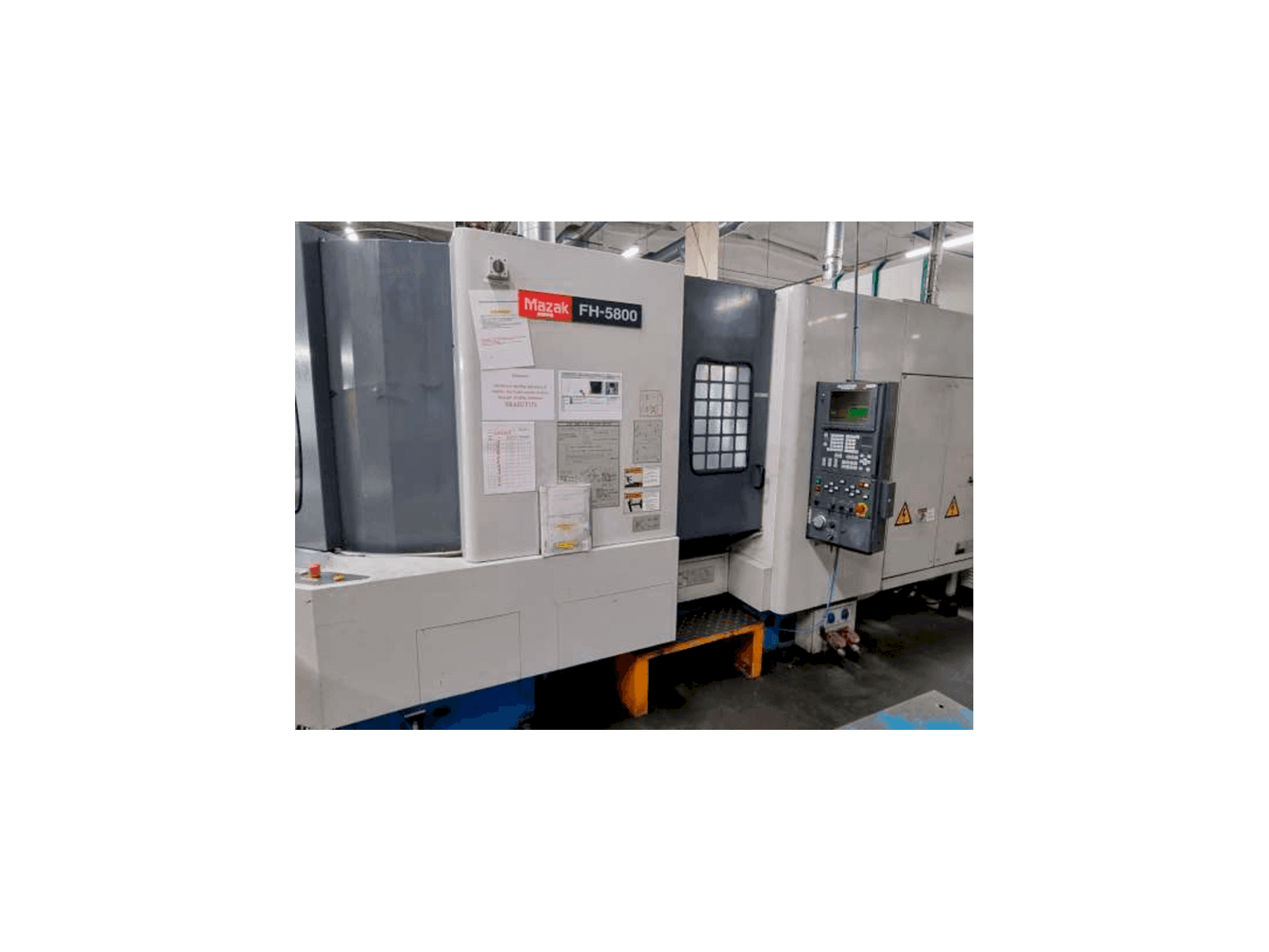 Vista frontal de la máquina Mazak FH 5800