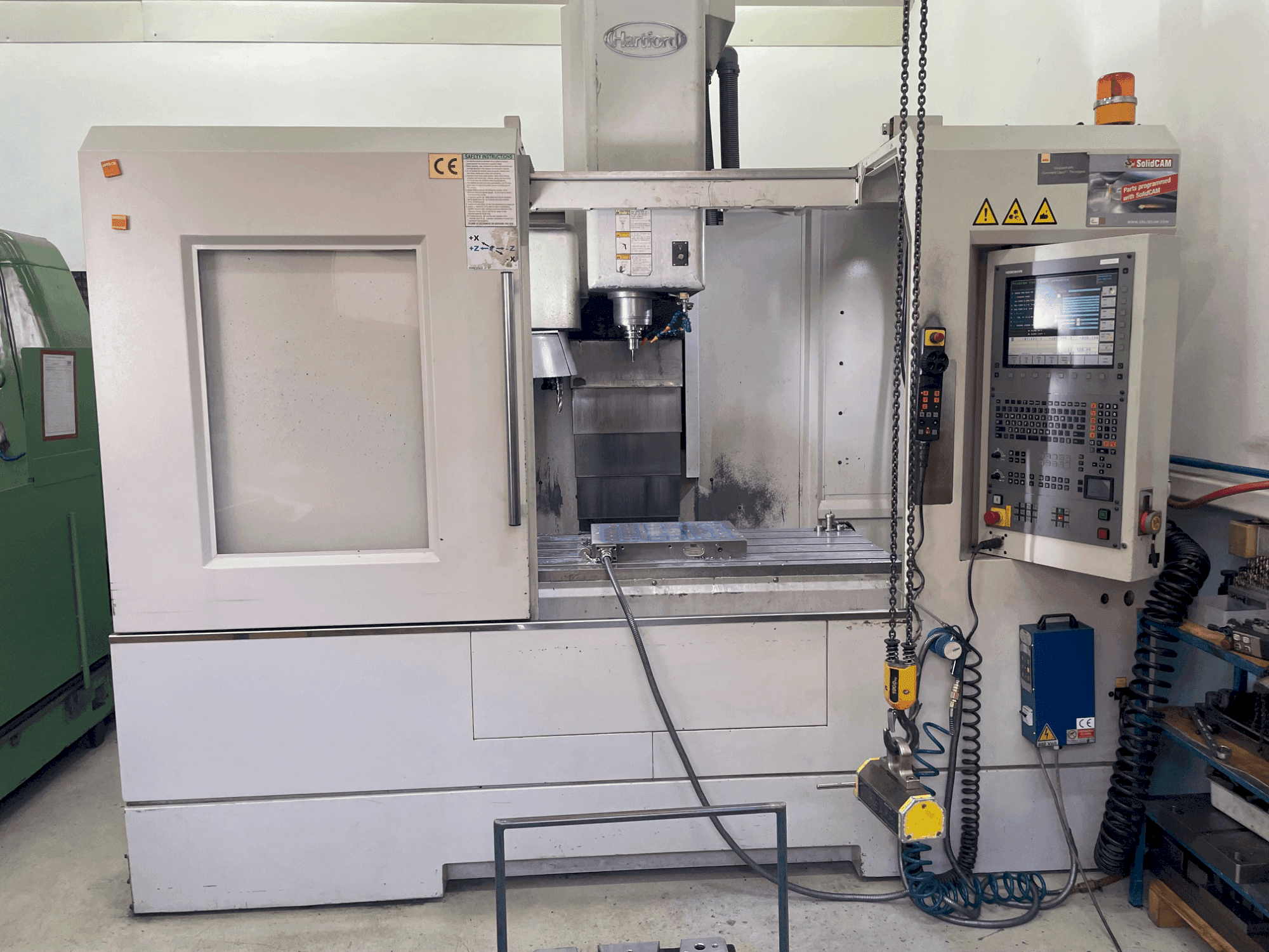 Front view of HARTFORD Pro 1000 machine