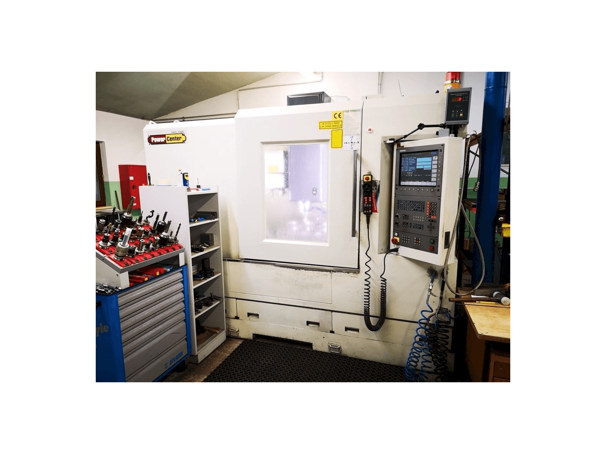 Vista frontal de la máquina Hartford PRO-1000S