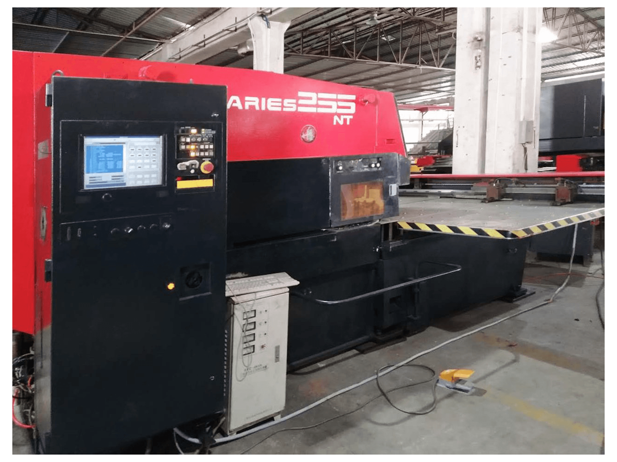 Left view of AMADA ARIES 255NT machine