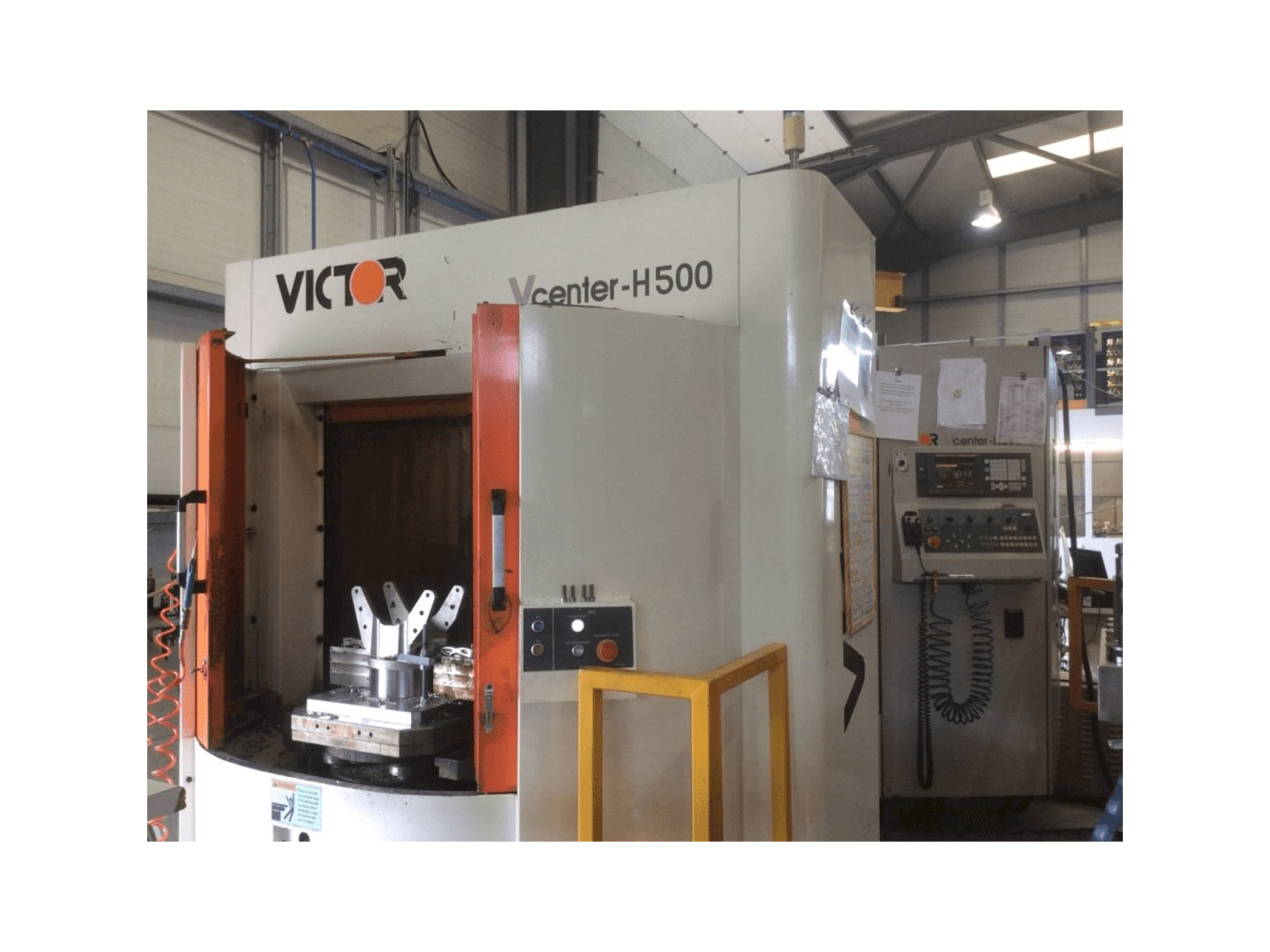 Vista frontal de la máquina Victor H 500