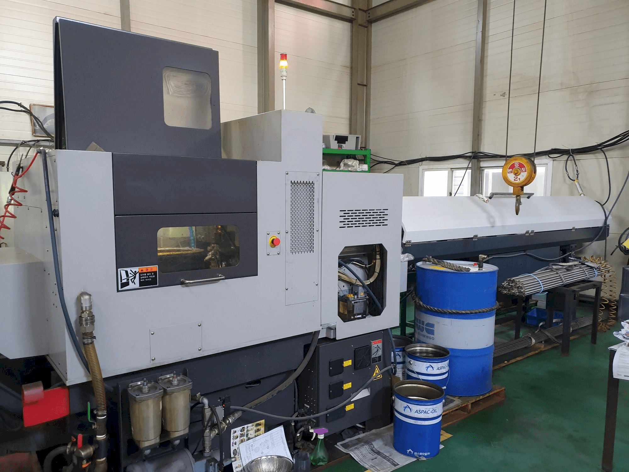 Vista frontal de la máquina TSUGAMI BO266K-Ⅱ