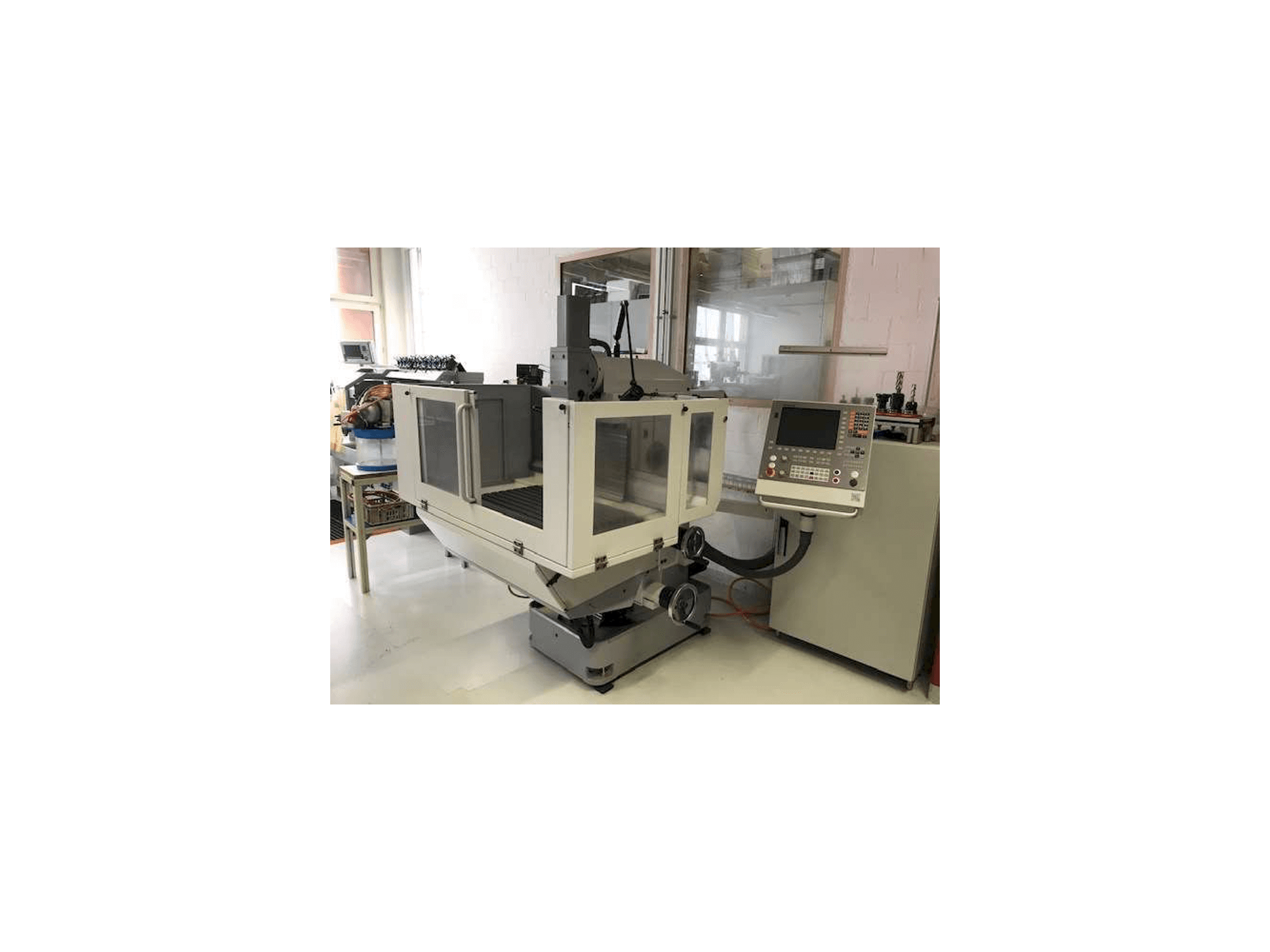 Vista frontal de la máquina FPS 500 M-NC