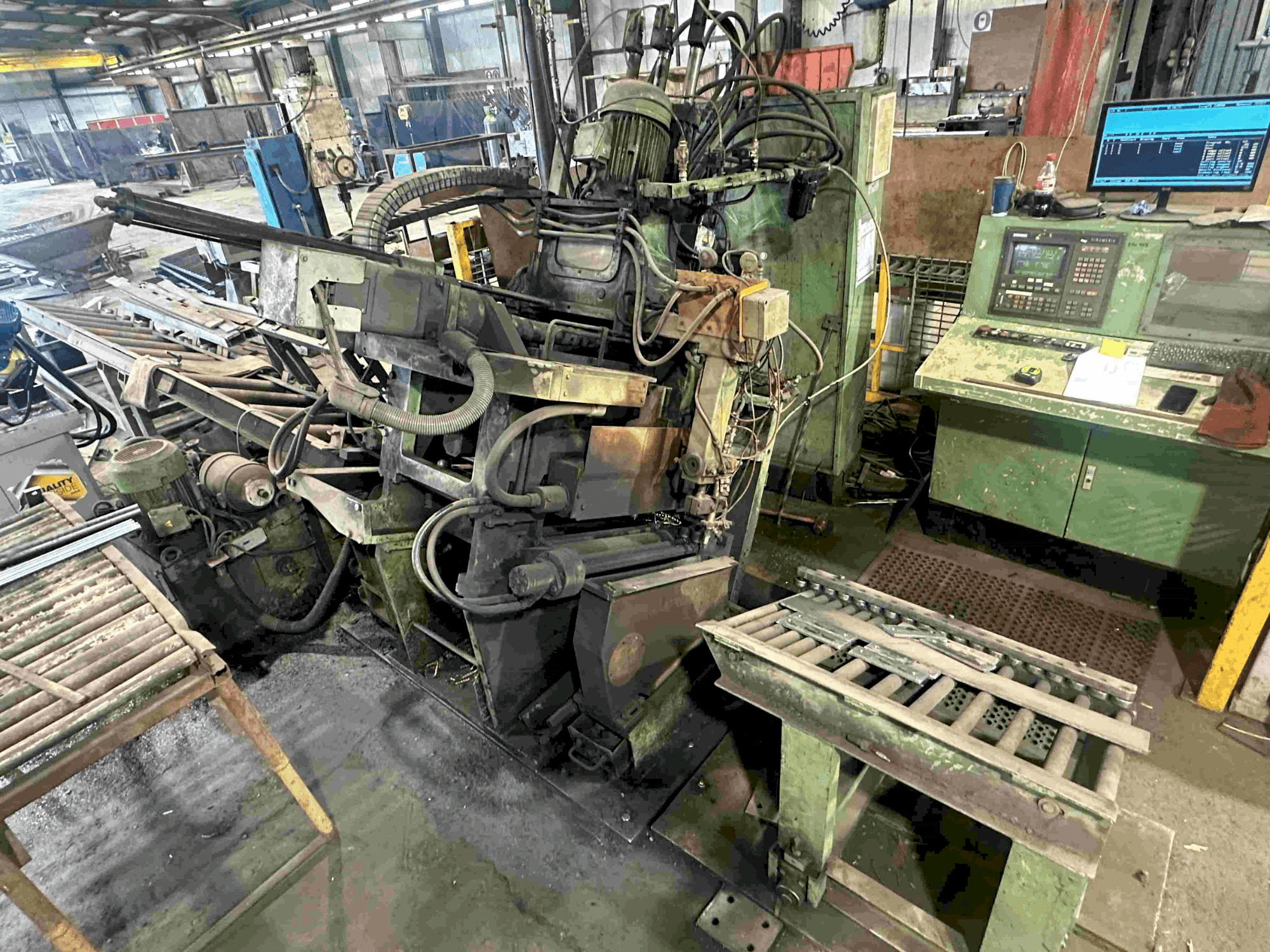 Front view of Peddinghaus FDB 600 machine