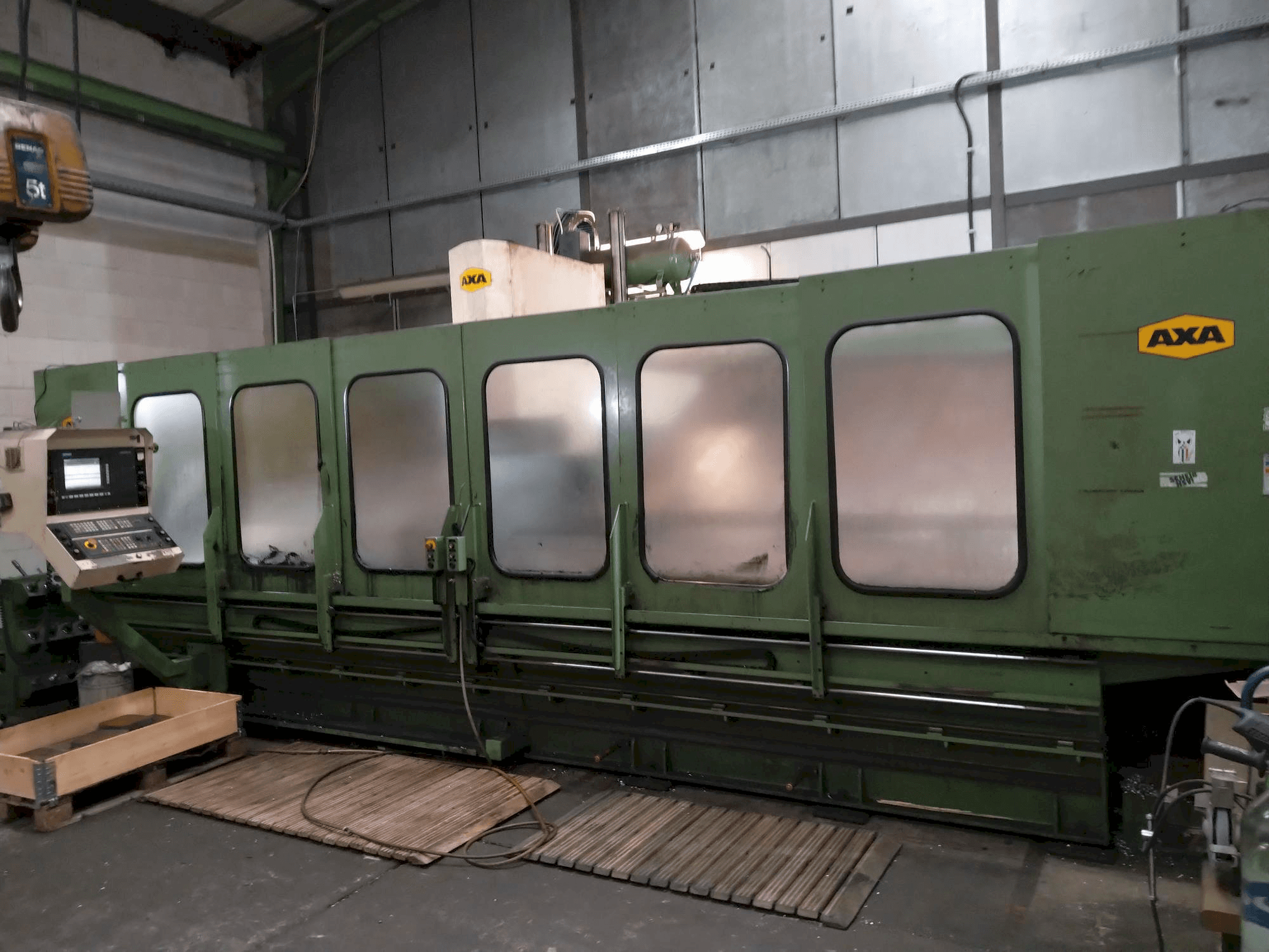 Vista frontal de la máquina AXA VSC 5000-m