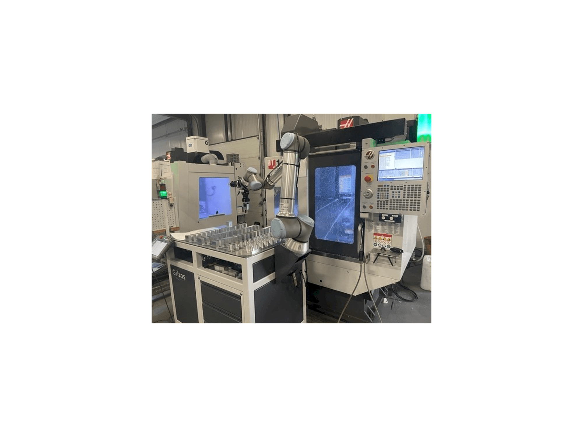 Vista frontal de la máquina HAAS DT-1