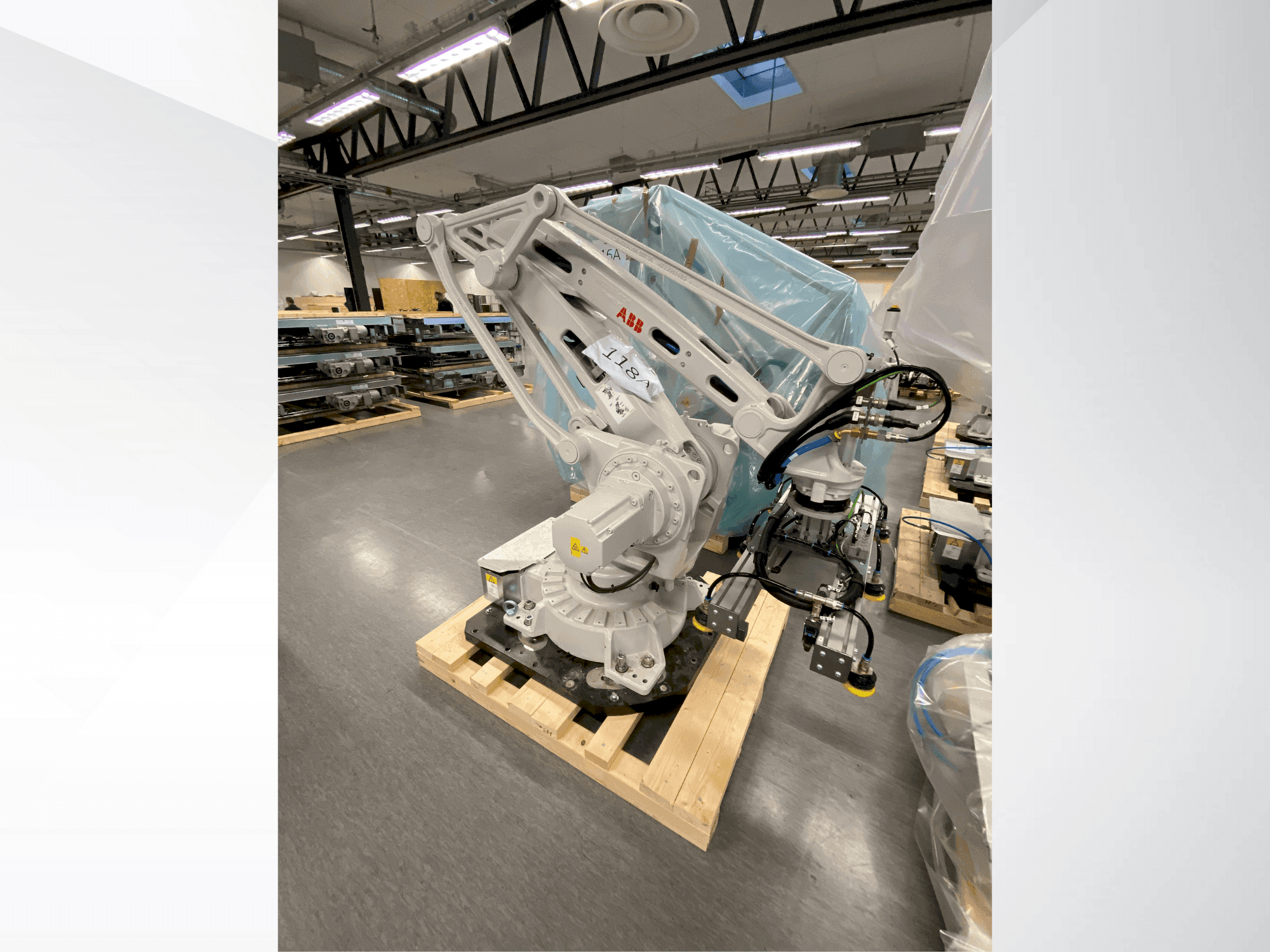 Vista frontal de la máquina ABB IRB 460-110/2.4