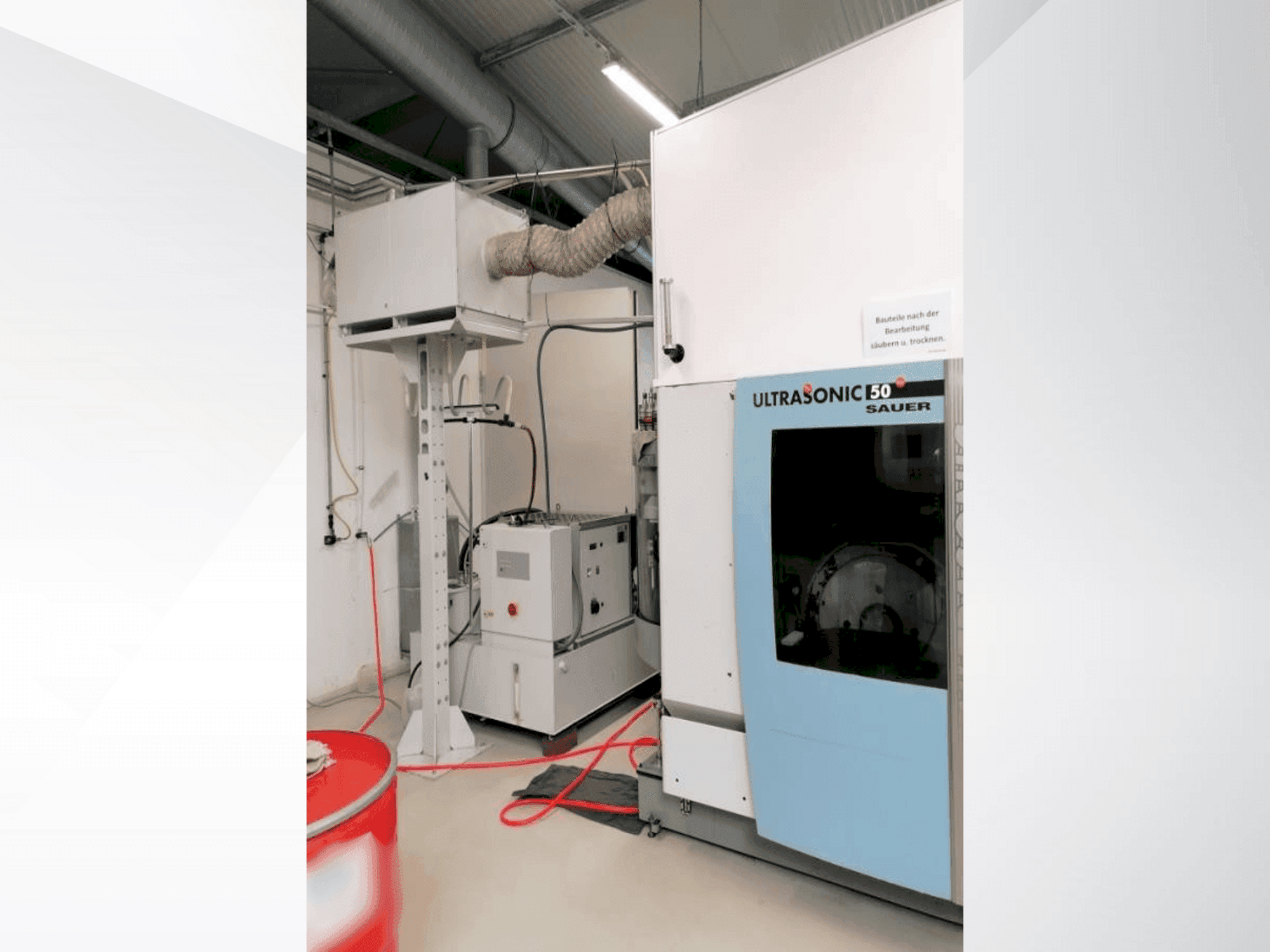 Front view of DMG Sauer Ultra sonic 50 machine