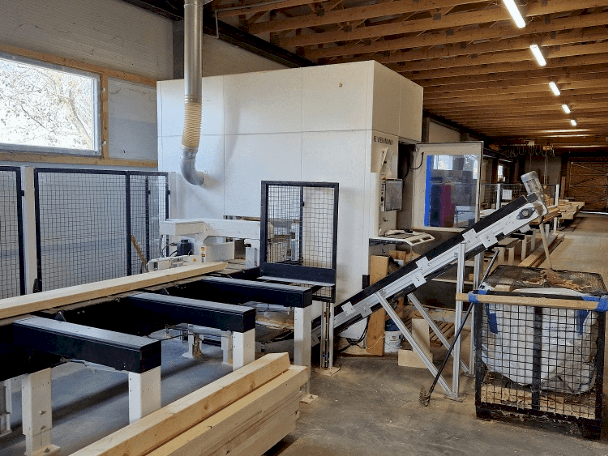 Vista frontal de la máquina HOMAG WEINMANN BEAMTEQ B-540 (2019)