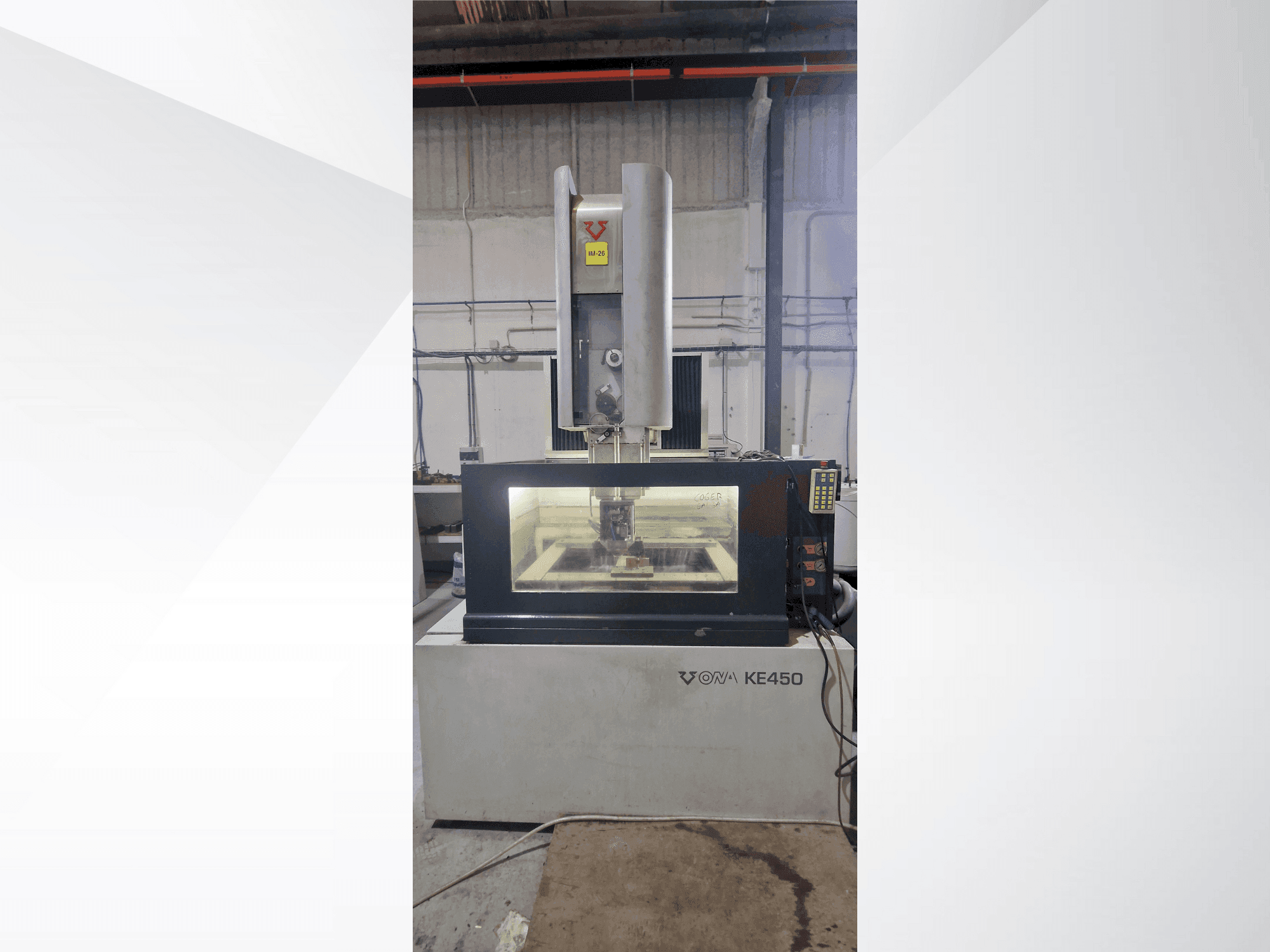 Front view of ONA KE 450 machine