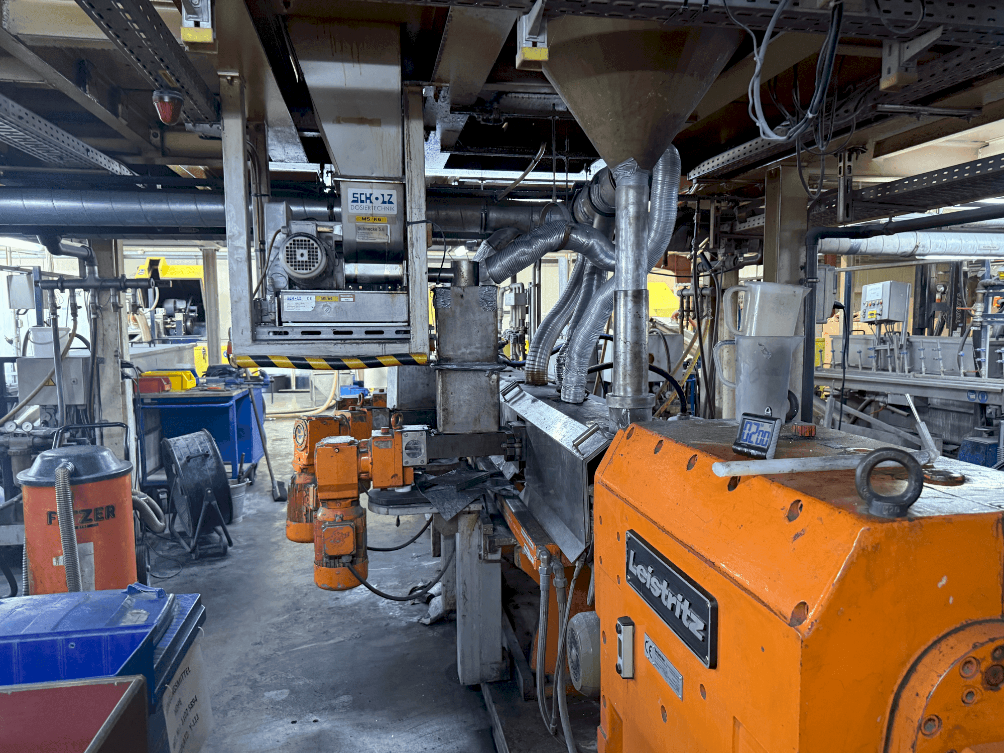 Vista frontal de la máquina Leistriz ZSE 60MAXX-44D