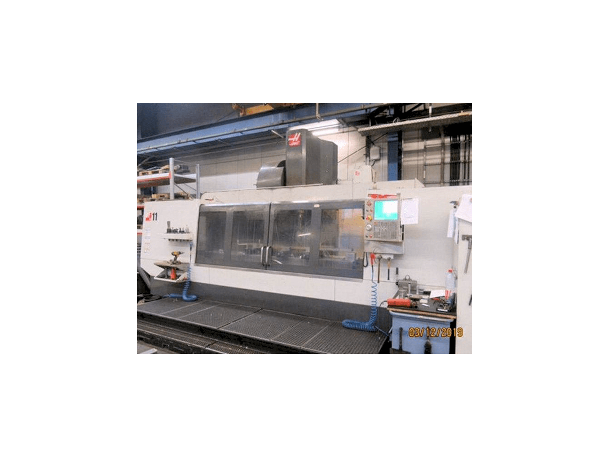 Vista frontal de la máquina HAAS VF-11/50