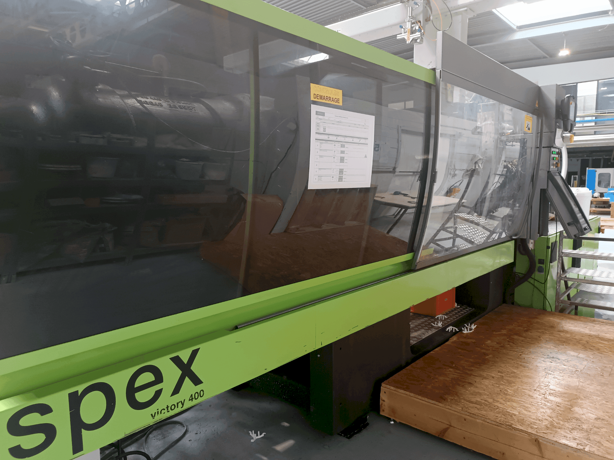 Front view of Engel Victory 1350 400HL Spex machine