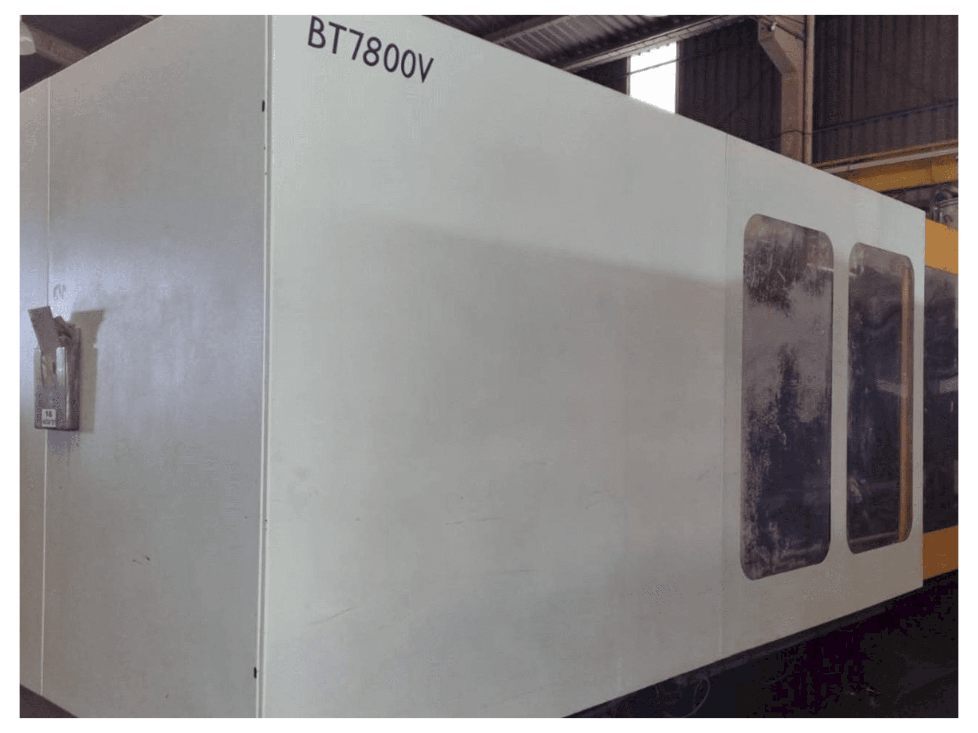 Vista frontal de la máquina BORCHÊ BT780V-II