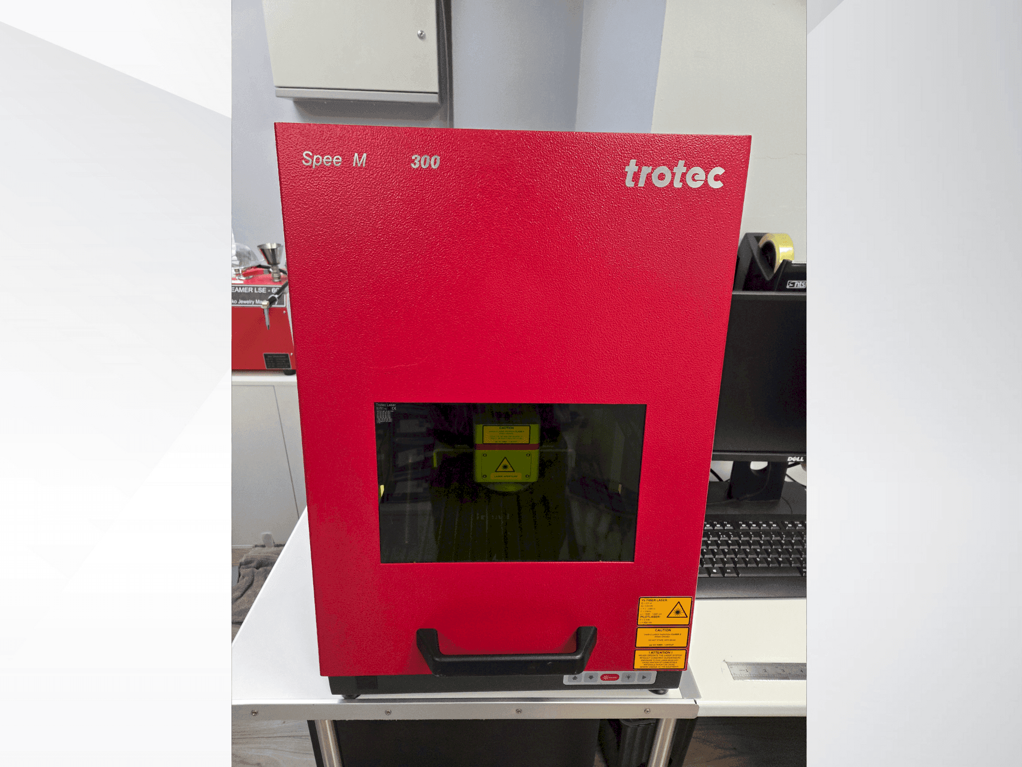 Vista frontal de la máquina Trotec Speed marker 300