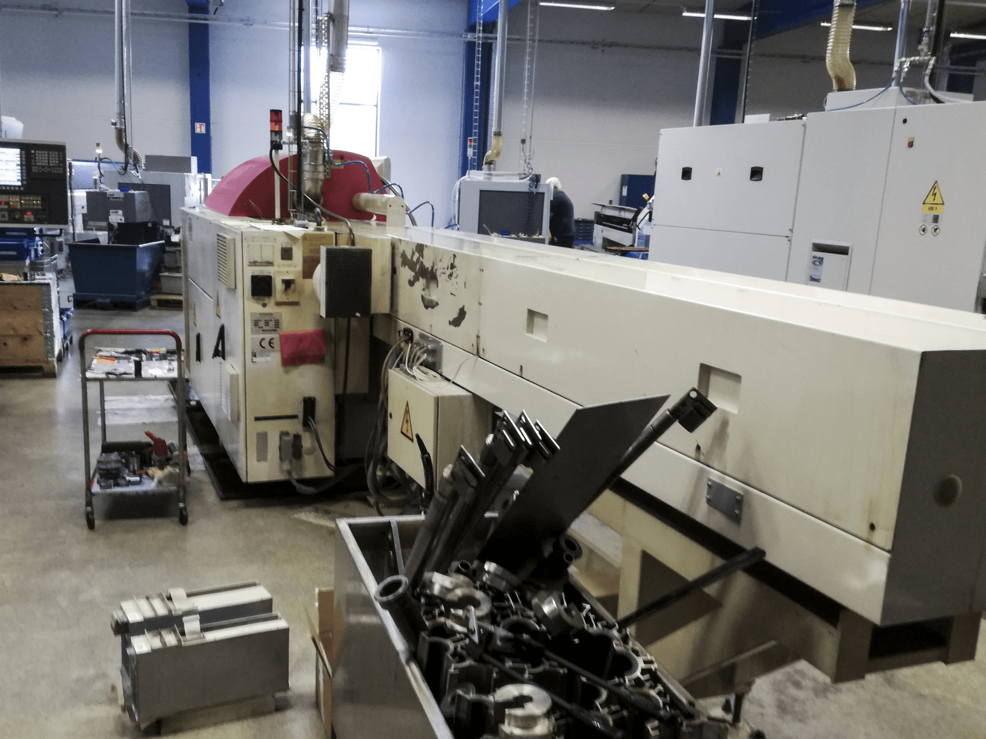 Vista derecha de la máquina Gildemeister MF Sprint 65