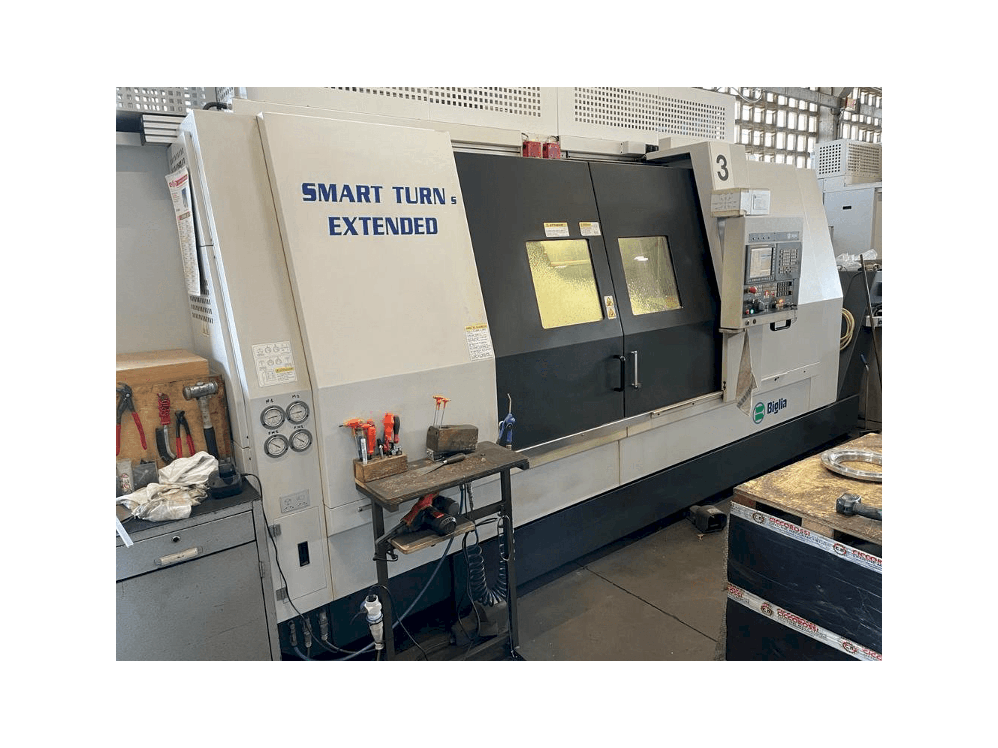 Vista frontal de la máquina Biglia Smart Turn S Extended