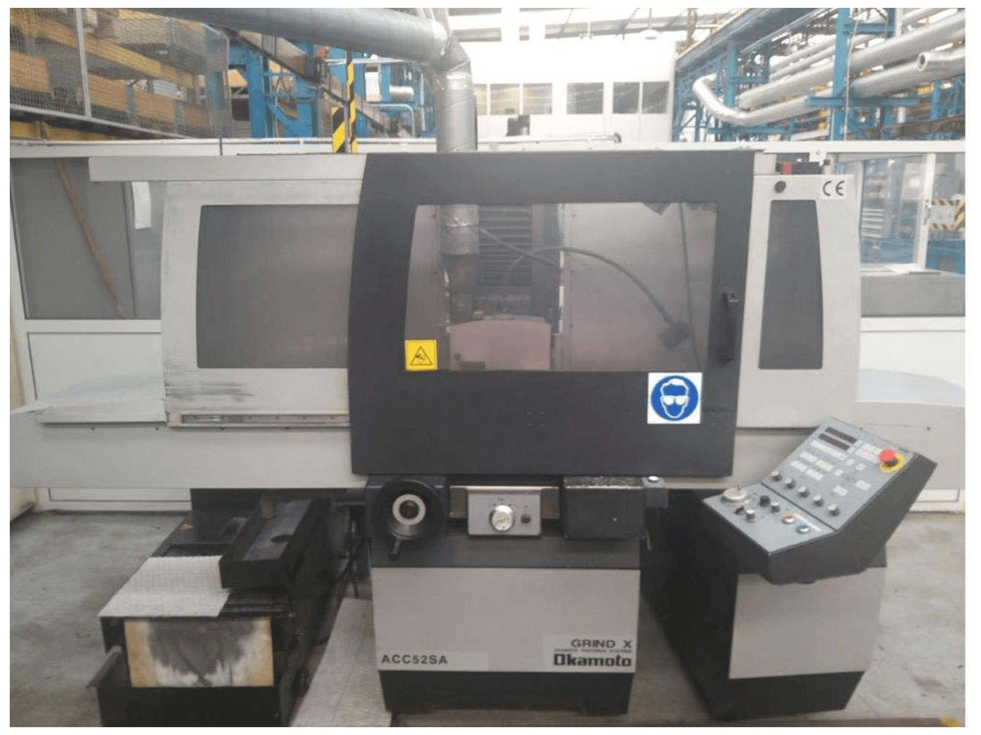 Front view of OKAMOTO ACC 52SA machine