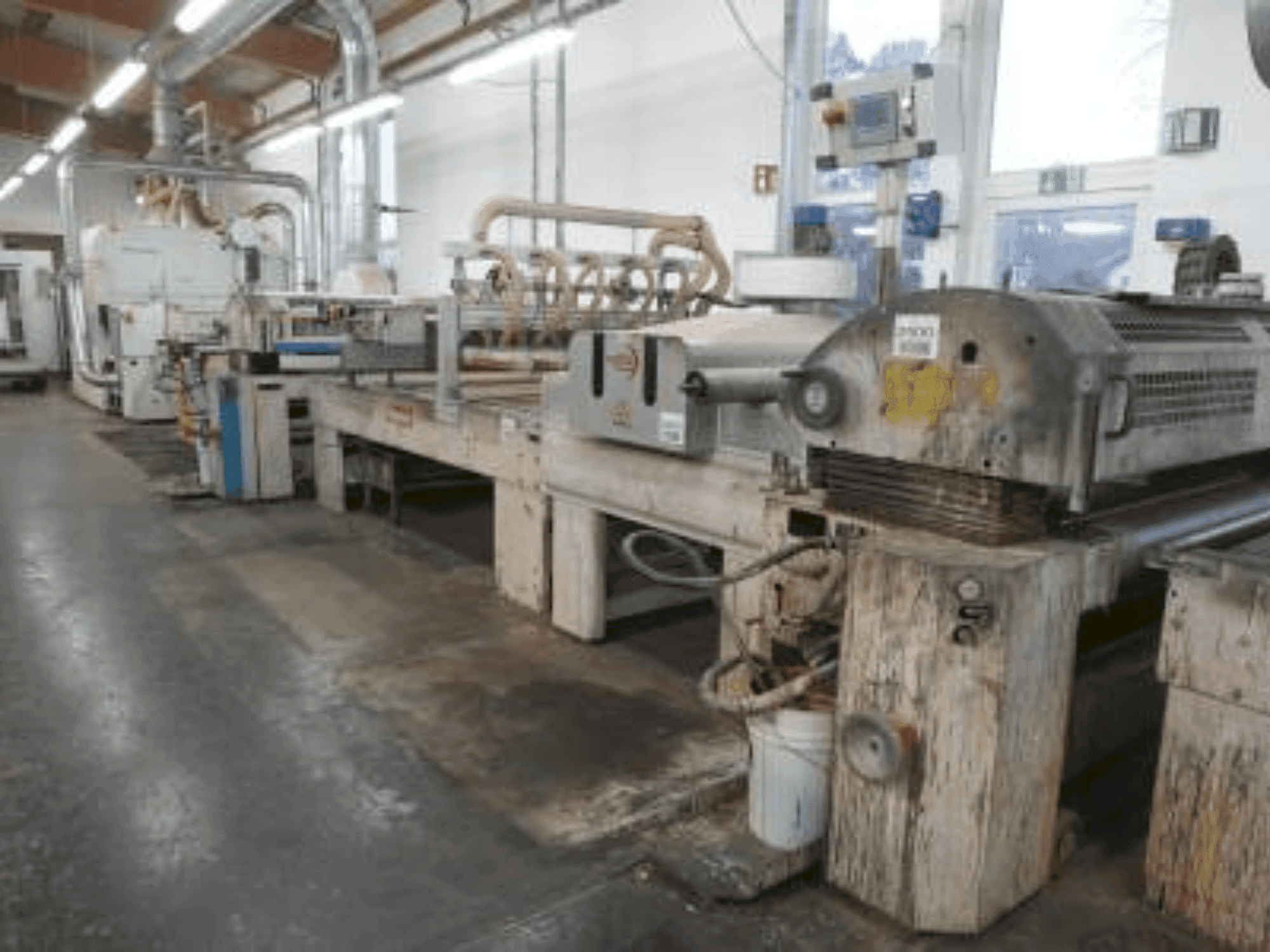 Vista frontal de la máquina HEESEMANN HEESEMANN BÜRKLE (2001)