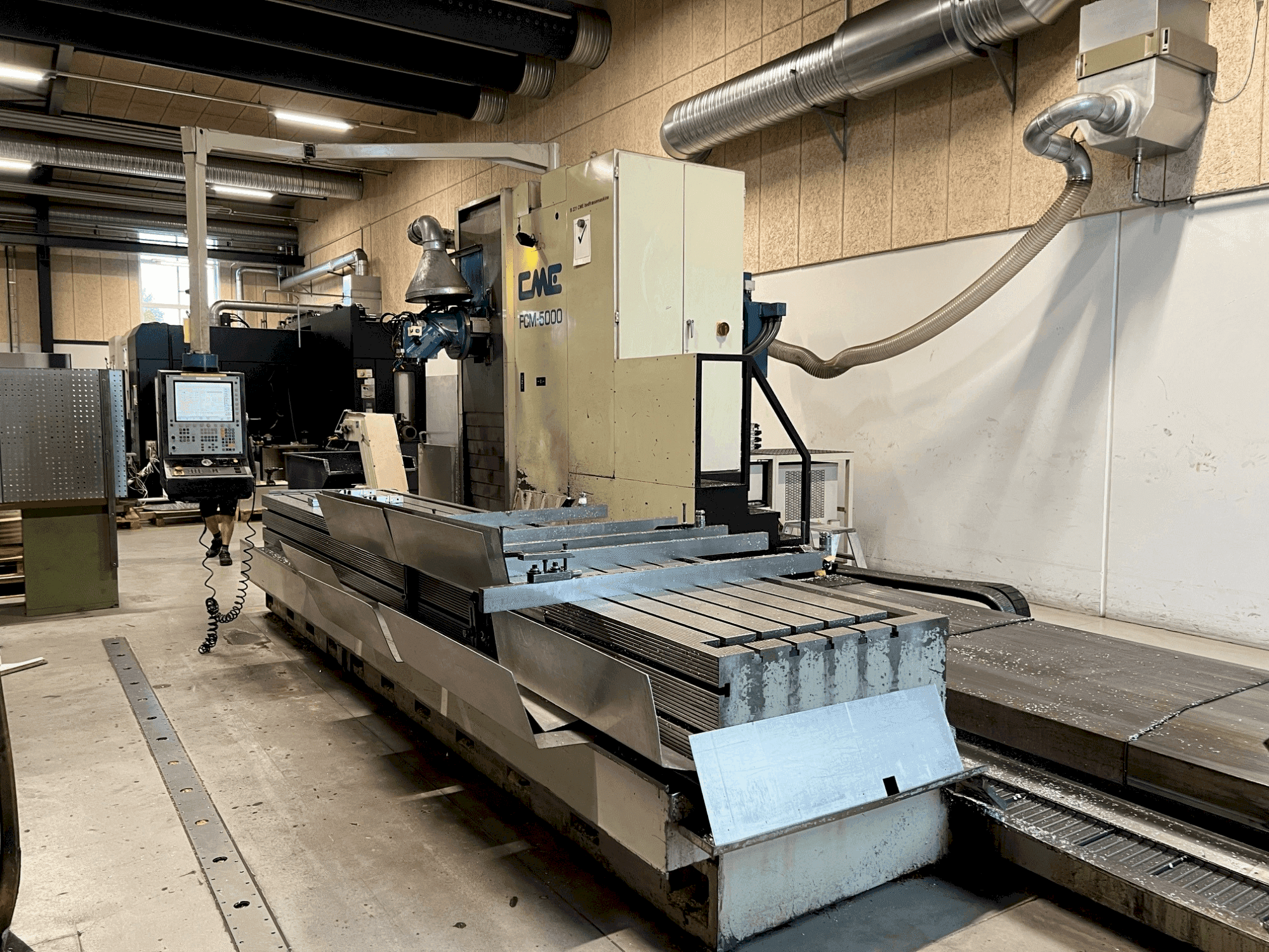 Vista frontal de la máquina CME FCM 5000