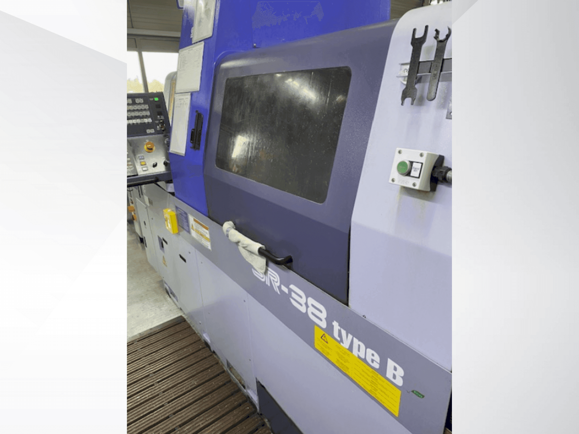 Vista frontal de la máquina Star SR-38 type B